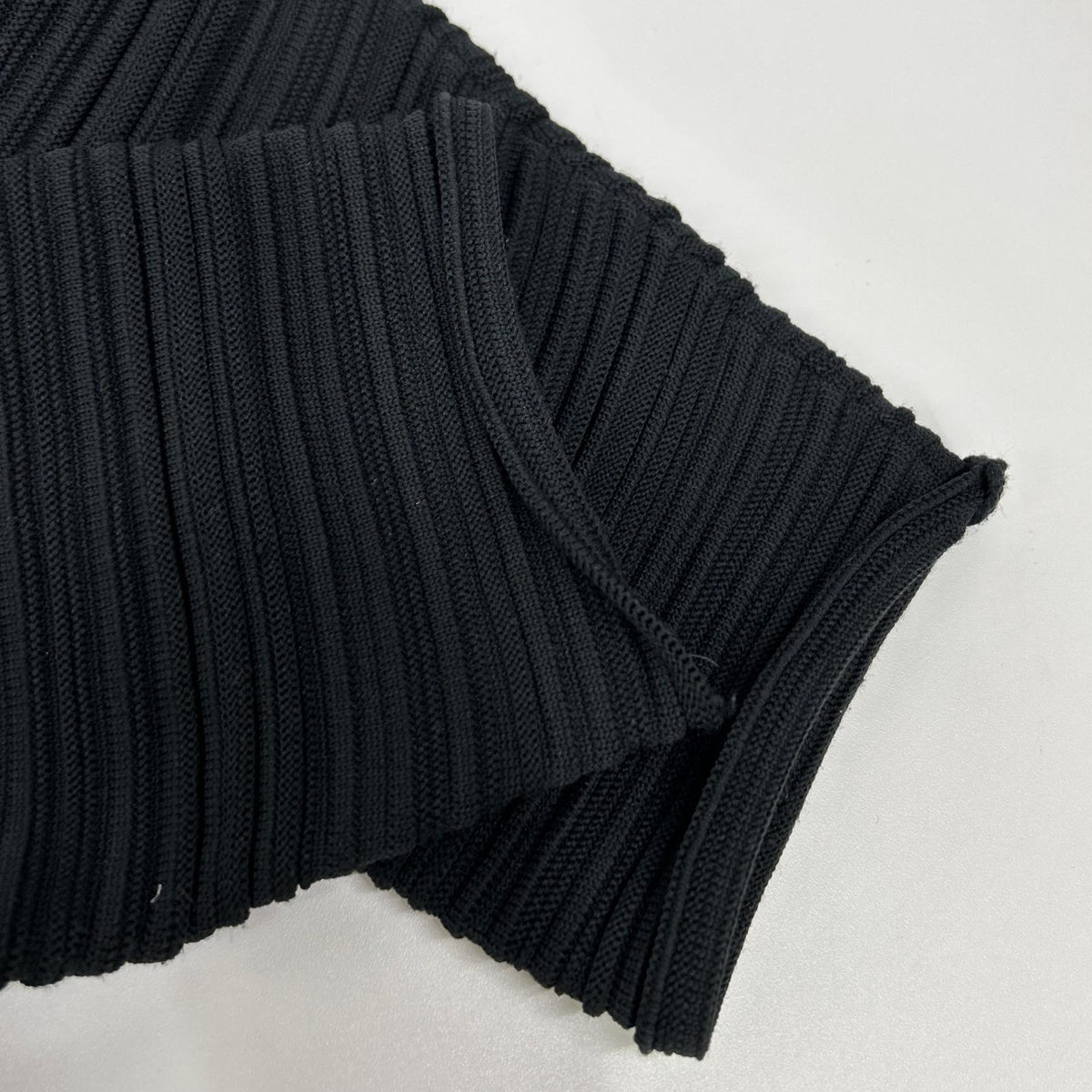 PLEATS PLEASE Pleats Please 25AW PP53KK862 Black Polyester Long-Sleeve Mock-Neck Pleated Pullover Tops