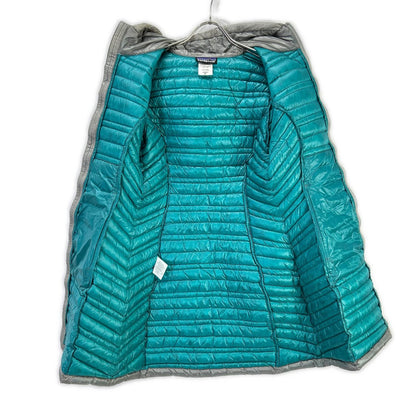 Patagonia パタゴニア 28350 ライトグレー ウルトラライト フィオナ ダウンパーカ ジャケット