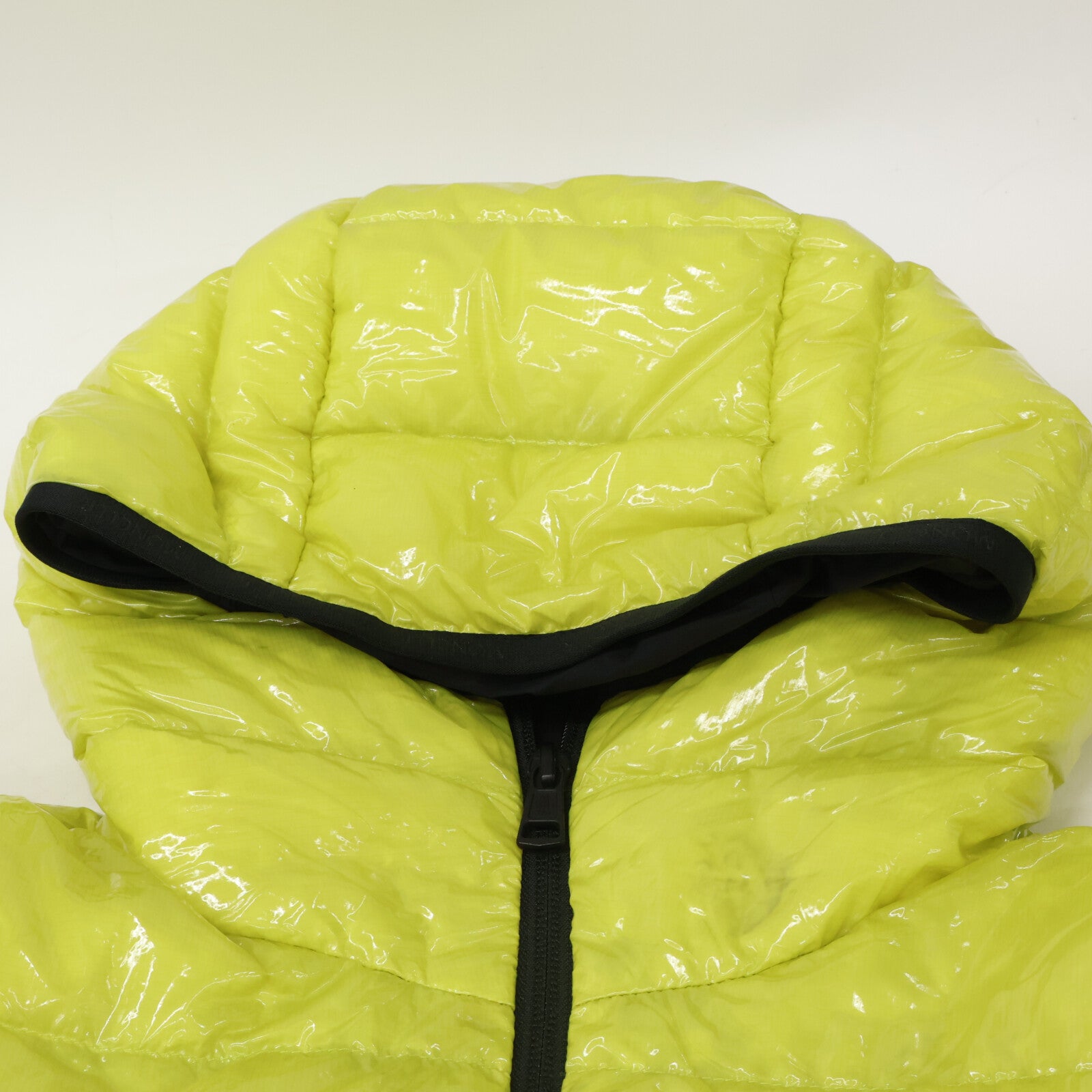 MONCLER モンクレール LAPPE ラッペ シャイニーナイロン フーディダウン ベスト