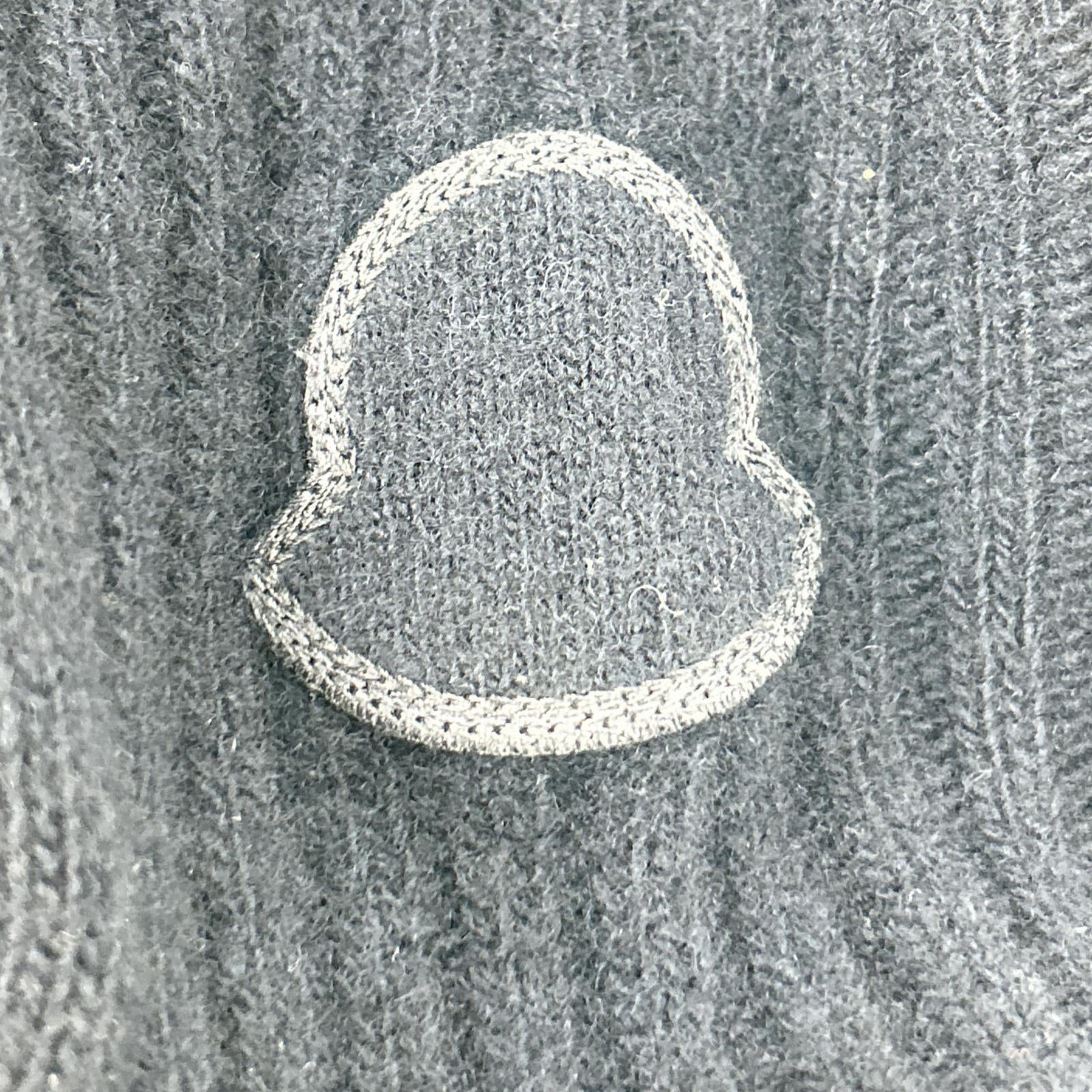 MONCLER モンクレール 22年製 SCOLLO A V TRICOT ネイビー ウール100 Vネック ロゴワッペン ニットプルオーバー トップス