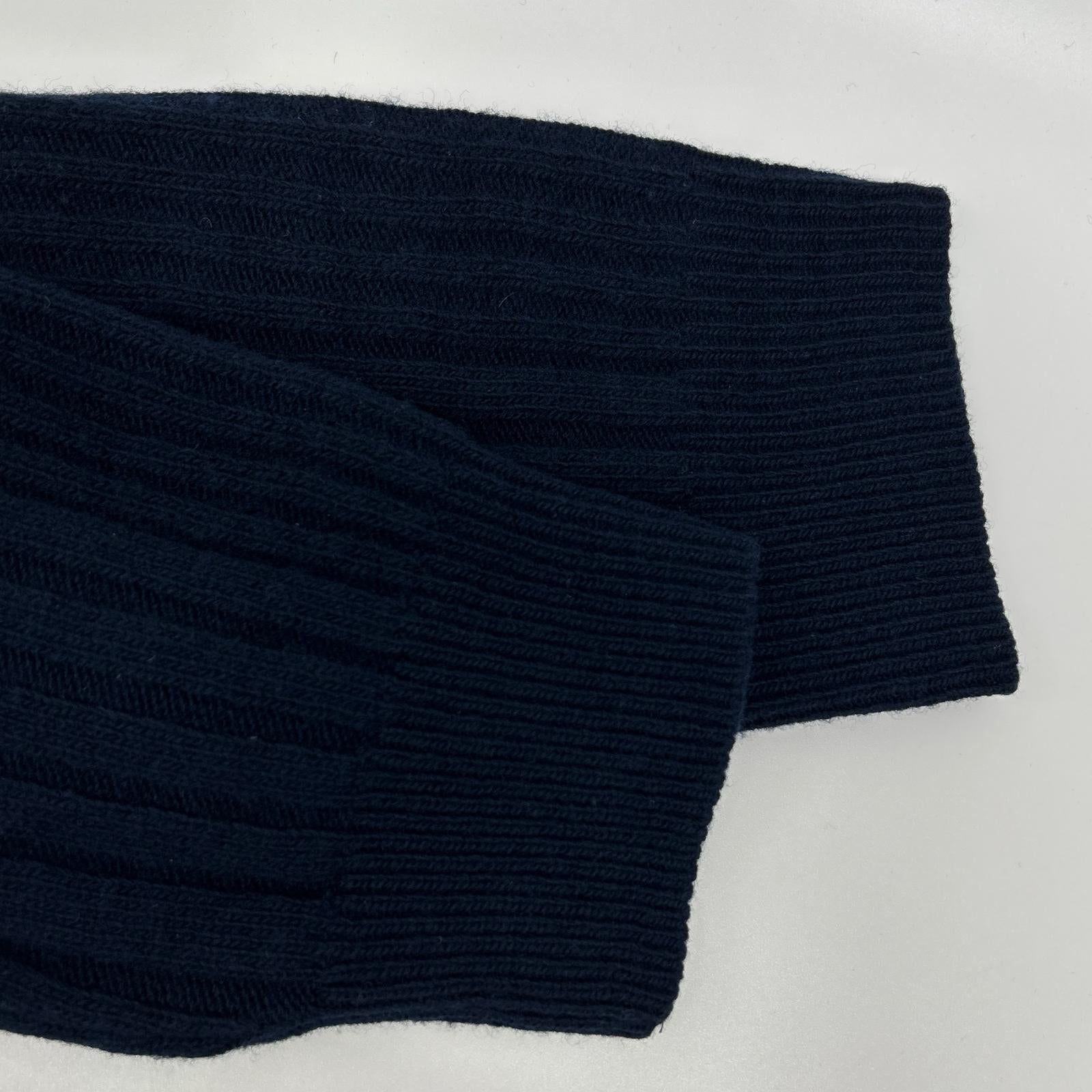 MONCLER モンクレール 22年製 SCOLLO A V TRICOT ネイビー ウール100 Vネック ロゴワッペン ニットプルオーバー トップス