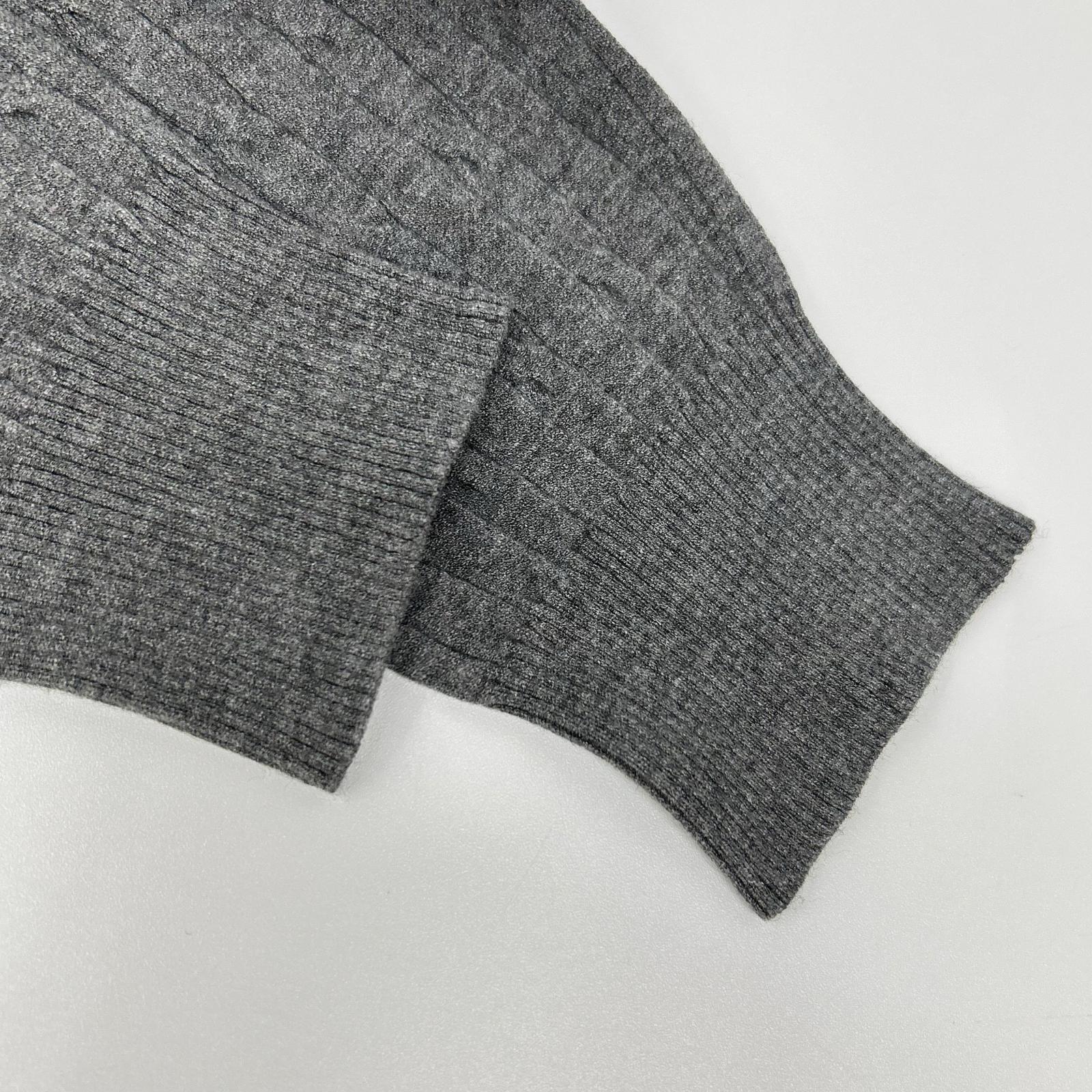 BLUE LABEL CRESTBRIDGE Blue Label Crestbridge Made in 2025 Gray Rayon Stretch Cable-Knit Top