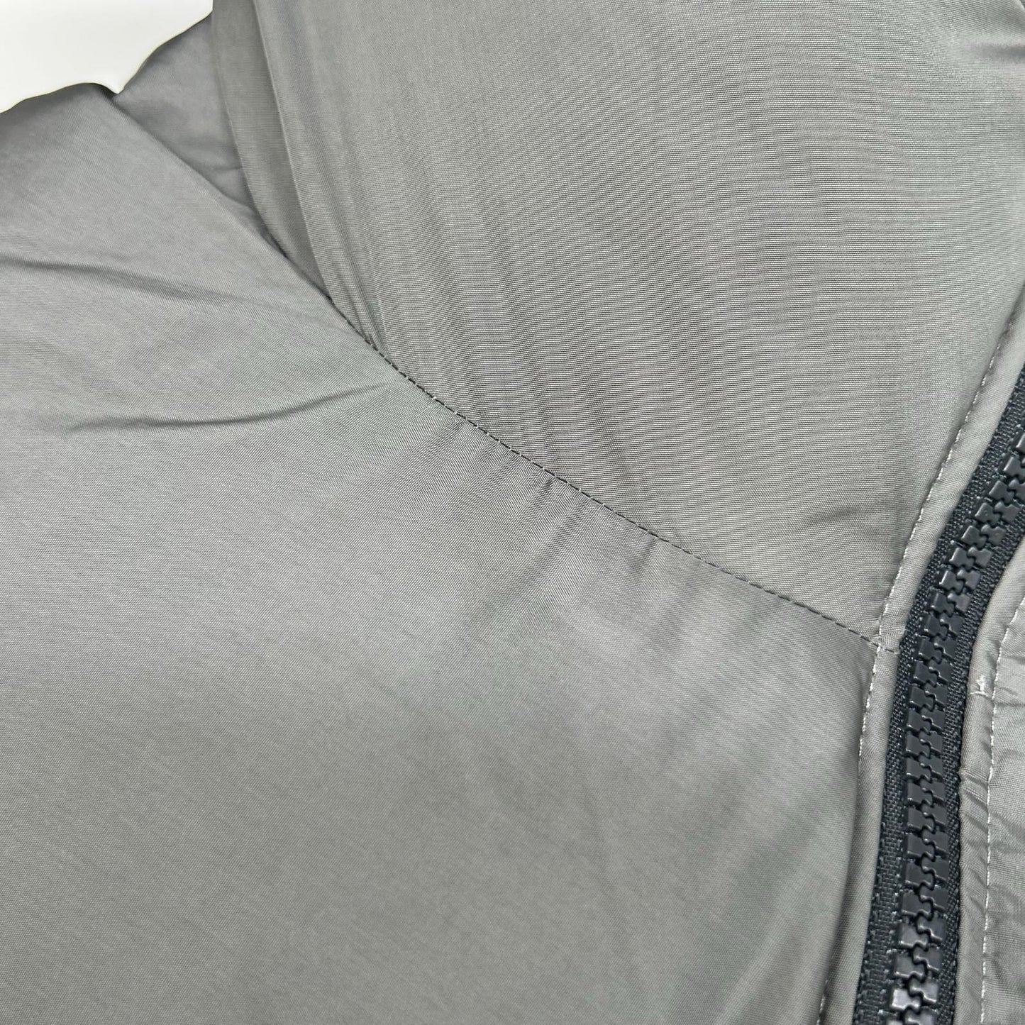 THE NORTH FACE ノースフェイス ND92559 グレー Nuptse Hoodie ヌプシフーディー ダウンジャケット ジャケット