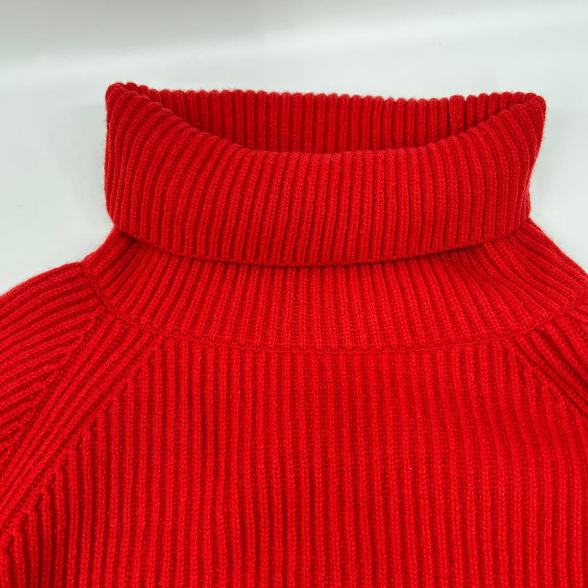 SINME Sinme 23AW Red Medium-Gauge Turtleneck Knit Top