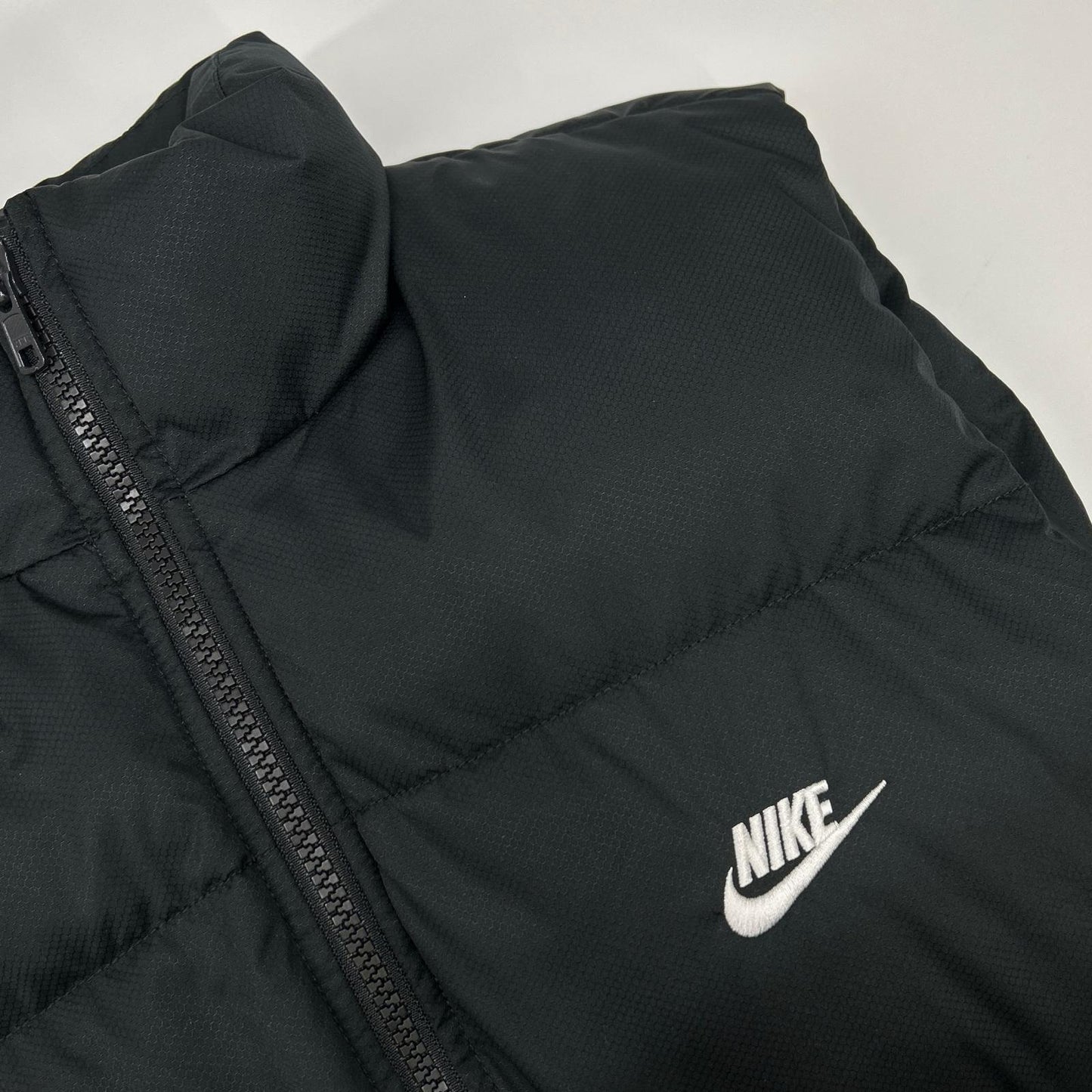 NIKE ナイキ FB7374-010 ブラック F CLUB パファーベスト ベスト