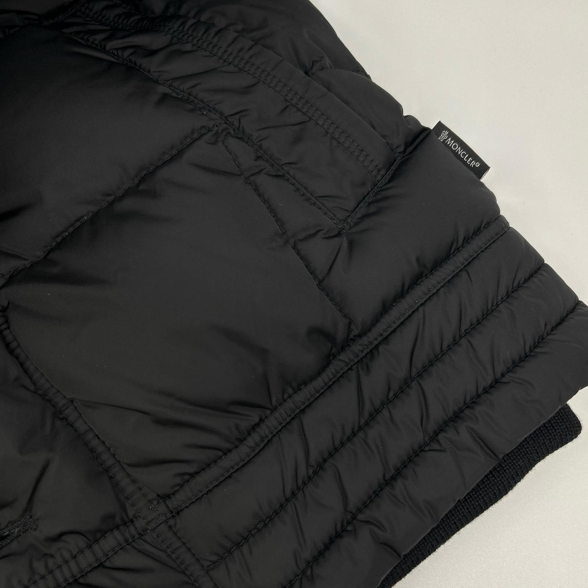 MONCLER モンクレール 10年製 ブラック RIBERA/リベラ ファー付きフーデットダウンジャケット ジャケット
