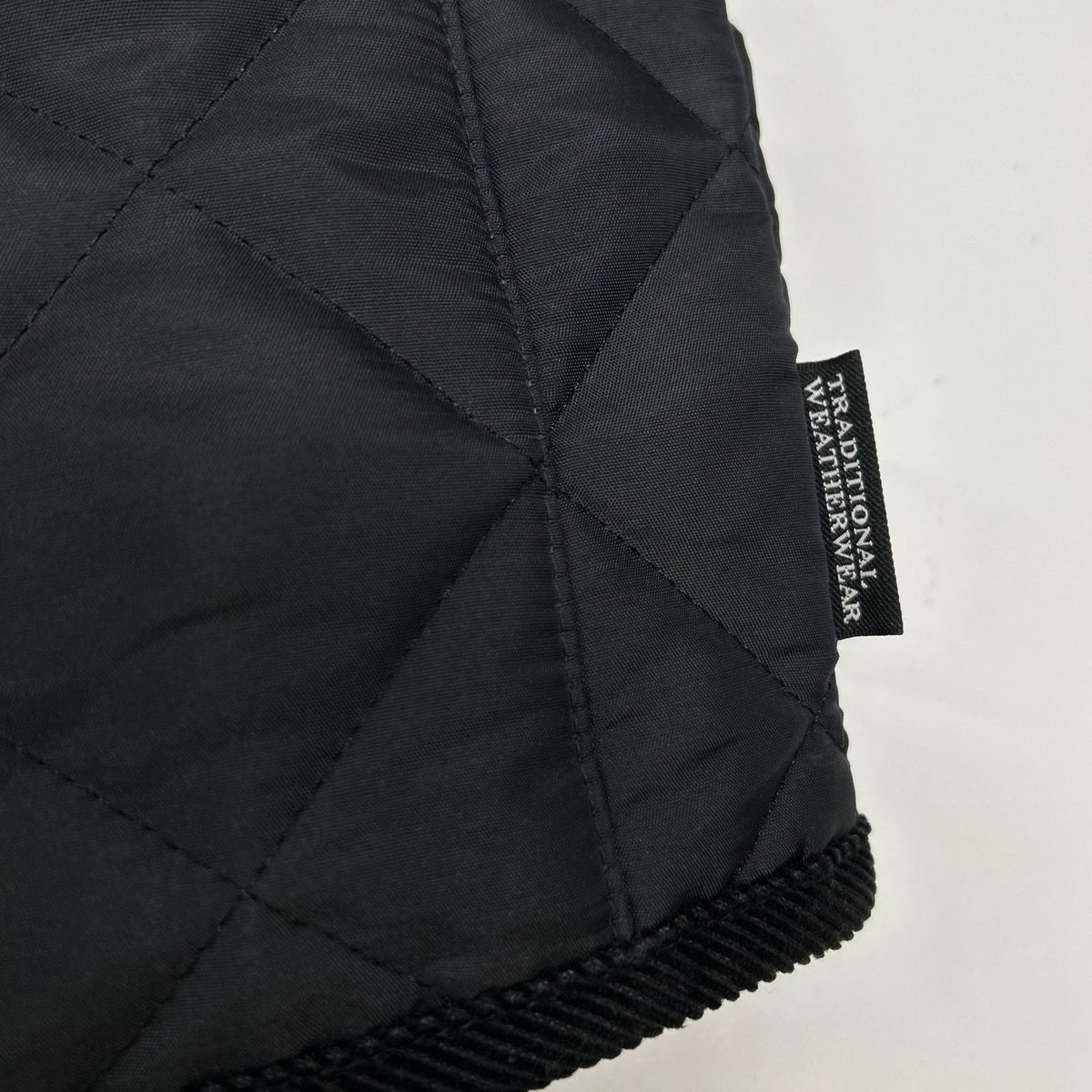 TRADITIONAL WEATHERWEAR トラディショナルウェザーウェア G232APQCO0326AA Black Corduroy-Collar Quilted Jacket Jacket
