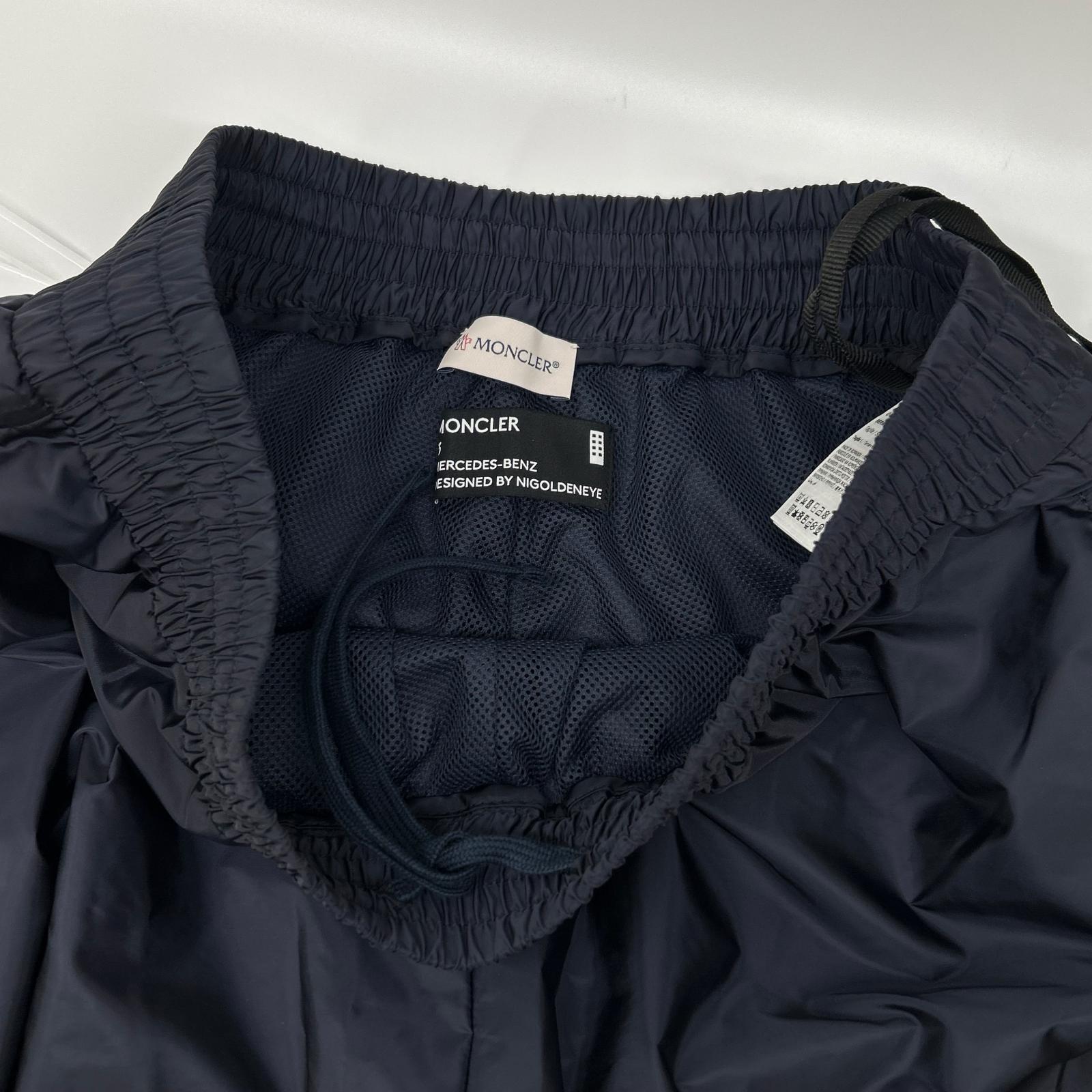 MONCLER モンクレール 【GENIUS】×MERCEDES-BENZ BY NIGO 25SS BERMUDA ダークネイビー カーゴポケット テクニカルナイロンショーツ ボトムス