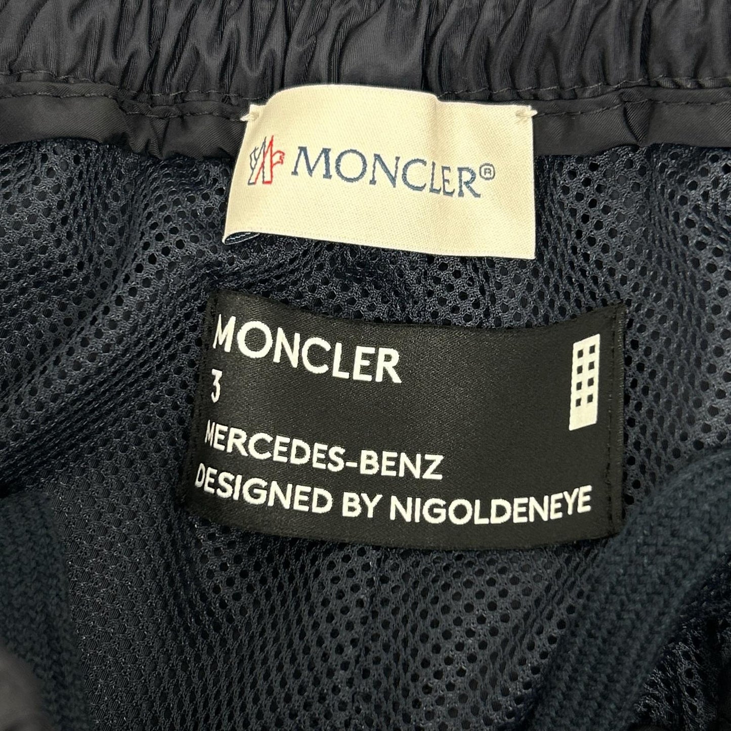 MONCLER モンクレール 【GENIUS】×MERCEDES-BENZ BY NIGO 25SS BERMUDA ダークネイビー カーゴポケット テクニカルナイロンショーツ ボトムス