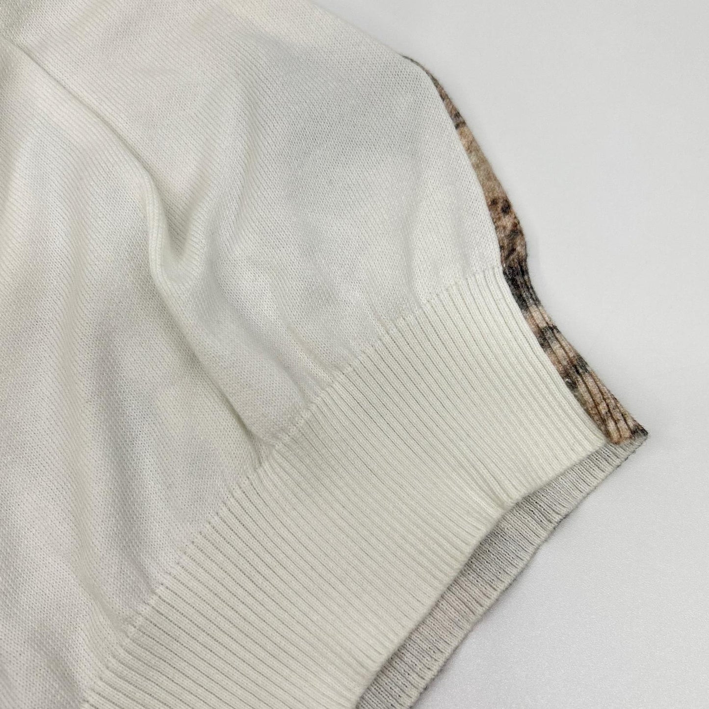 MONCLER モンクレール 【GENIUS】×MERCEDES-BENZ BY NIGO 25SS GIROCOLLO TRICOT ホワイト アーカイブフォトプリント コットンニットプルオーバー トップス
