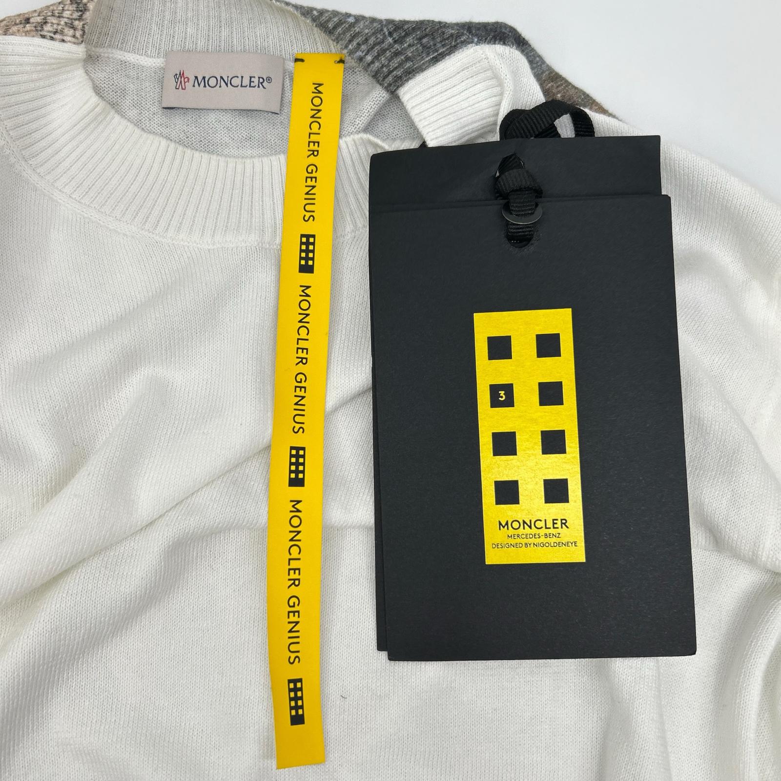 MONCLER モンクレール 【GENIUS】×MERCEDES-BENZ BY NIGO 25SS GIROCOLLO TRICOT ホワイト アーカイブフォトプリント コットンニットプルオーバー トップス