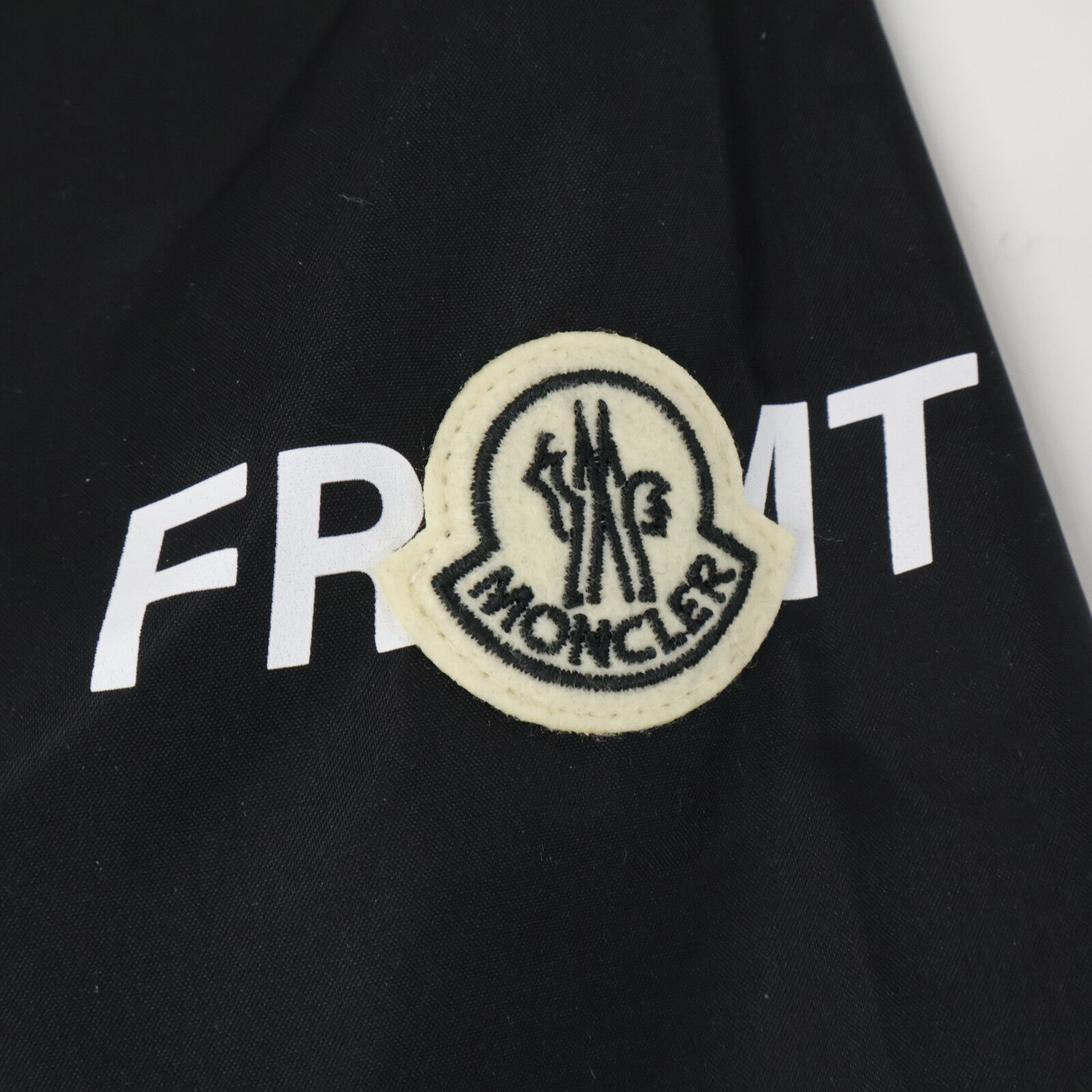 MONCLER モンクレール GENIUS 7 ジーニアス7ｘFRAGMENT HIROSHI FUJIWARA【新品同様/24年製】OSTRIA バックプリント ボンバージャケット ジャケット