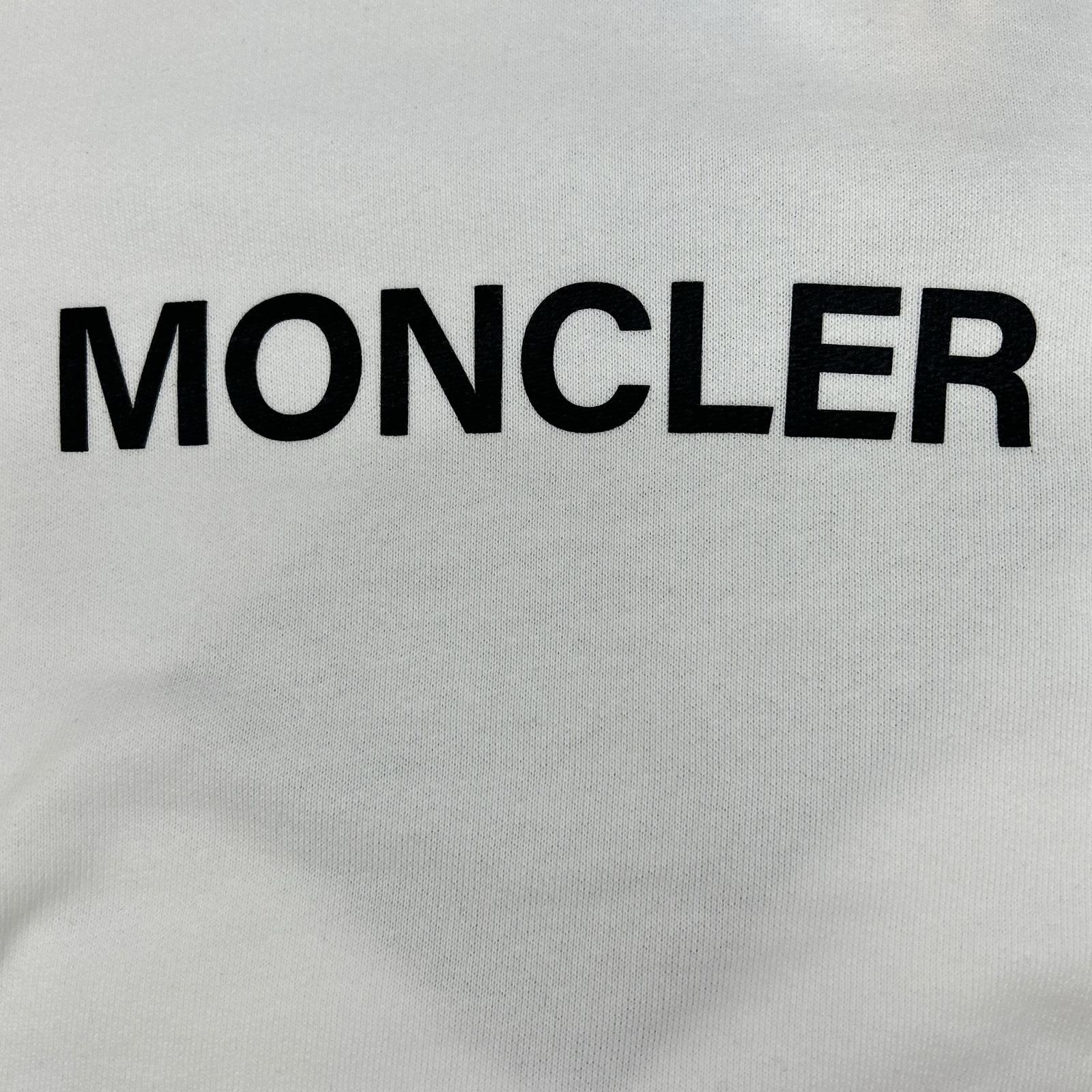 MONCLER モンクレール 【GENIUS】×FRAGMENT HIROSHI FUJIWARA 25SS HOODIE ホワイト コットン ロゴプリントスウェットフーディプルオーバー トップス