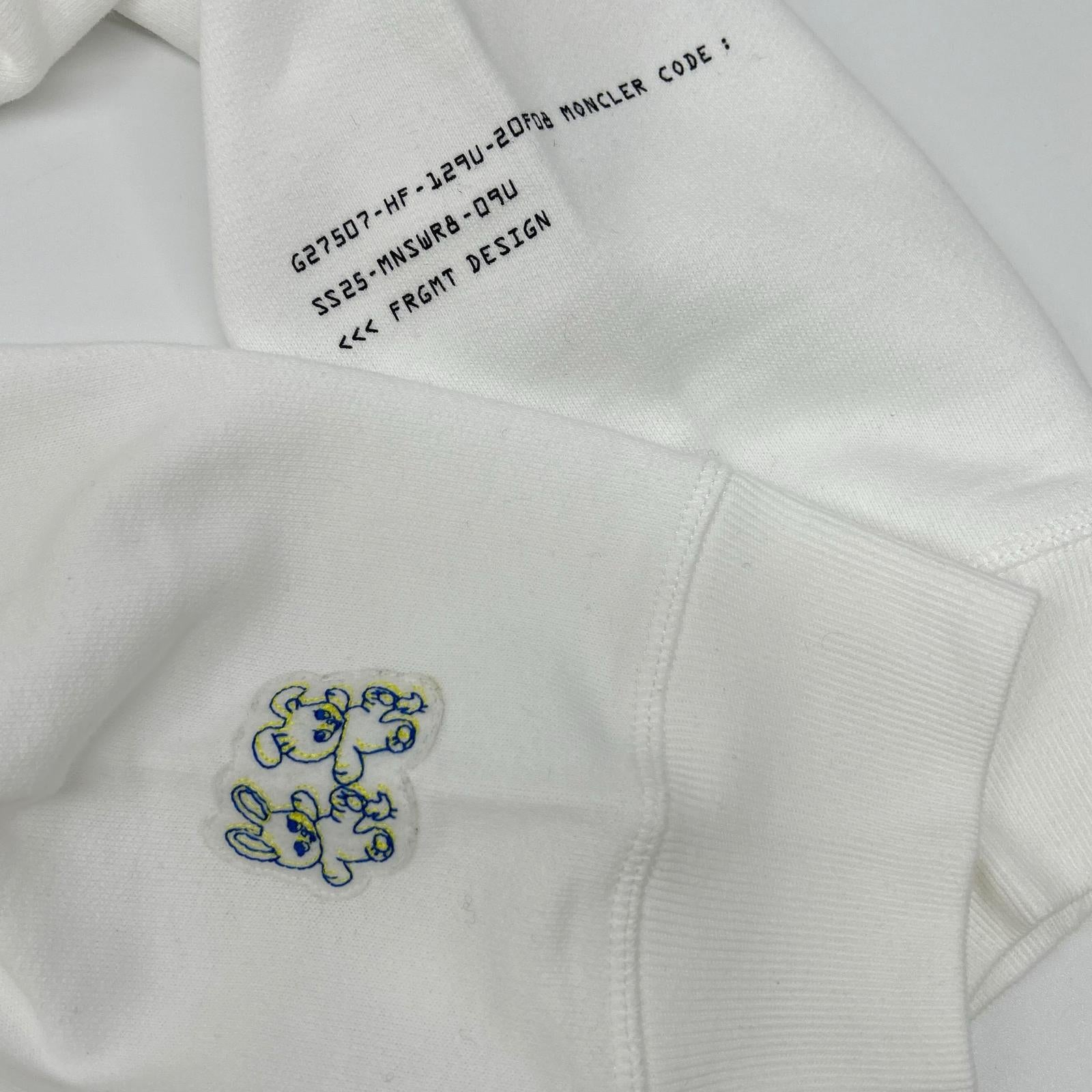 MONCLER モンクレール 【GENIUS】×FRAGMENT HIROSHI FUJIWARA 25SS HOODIE ホワイト コットン ロゴプリントスウェットフーディプルオーバー トップス