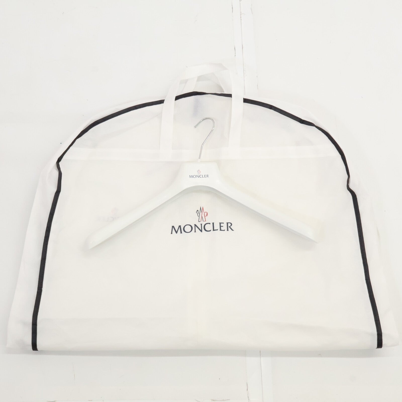 MONCLER モンクレール BOUCAGE ボカージョ ベルト付 フェイクファーフーディダウン コート