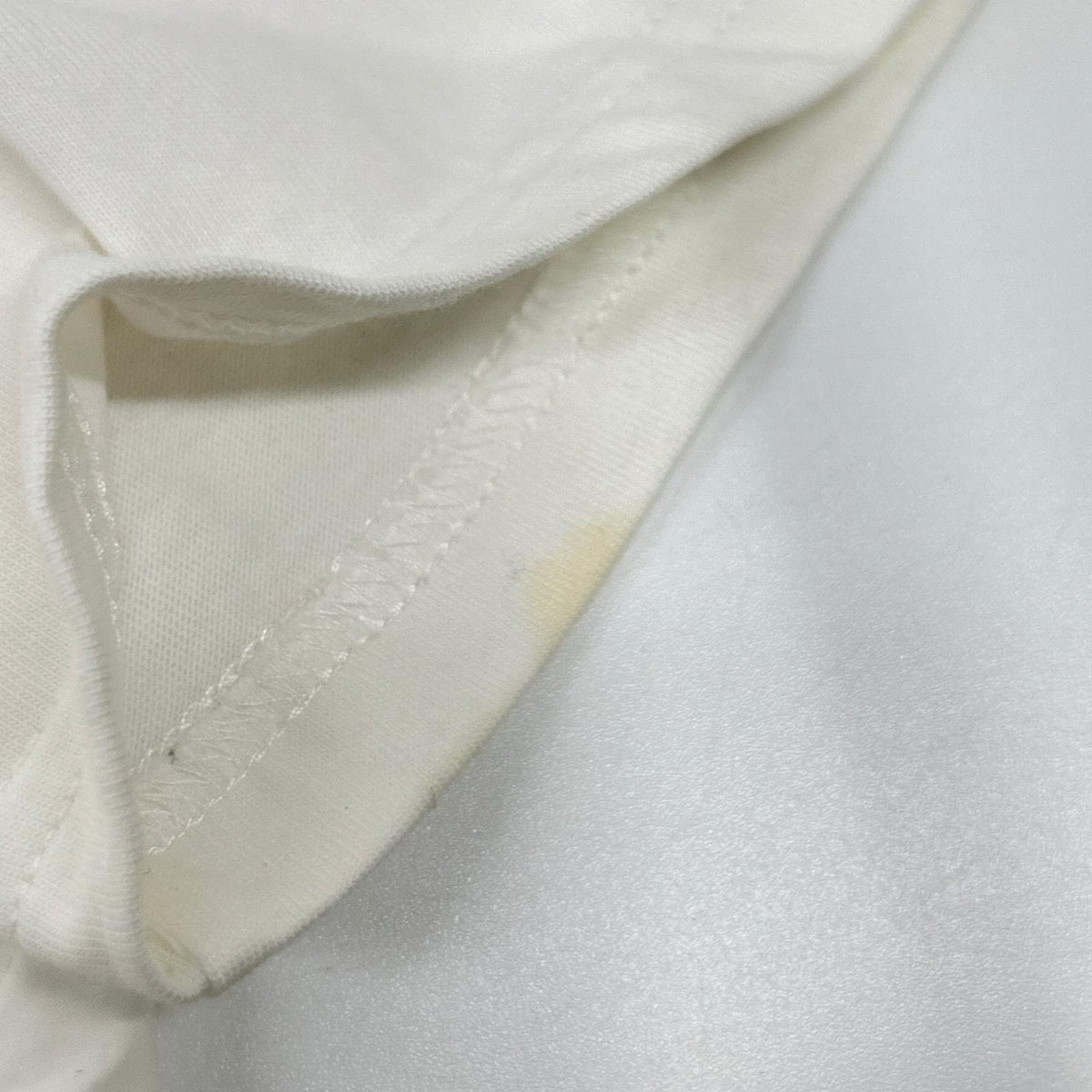 MONCLER モンクレール 17年製 MAGLIA ホワイト×レッド コットン フラワー刺繍 ショルダージップ ショートスリーブカットソー トップス