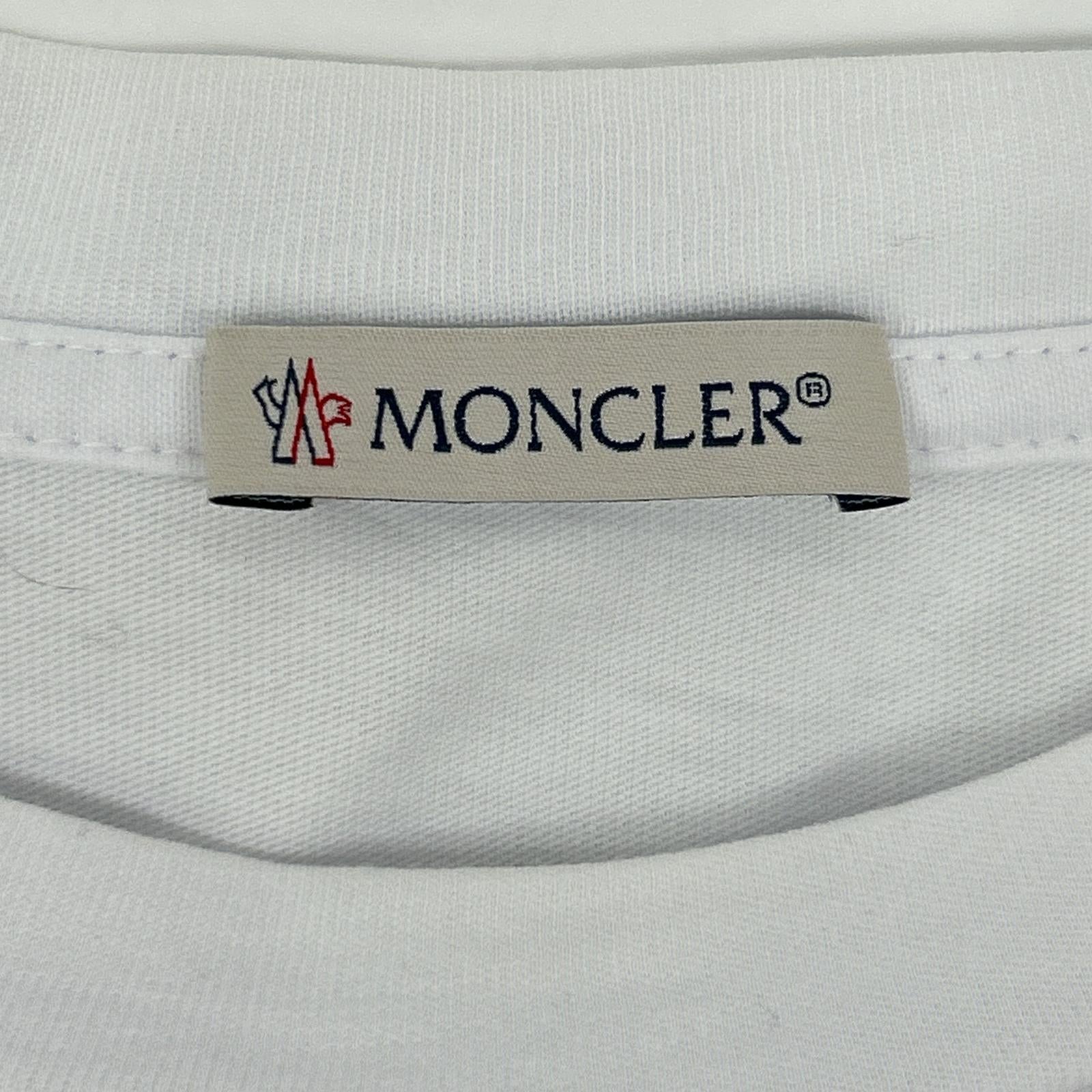 MONCLER モンクレール J20918C00024 ホワイト フロントロゴ ショートスリーブカットソー トップス