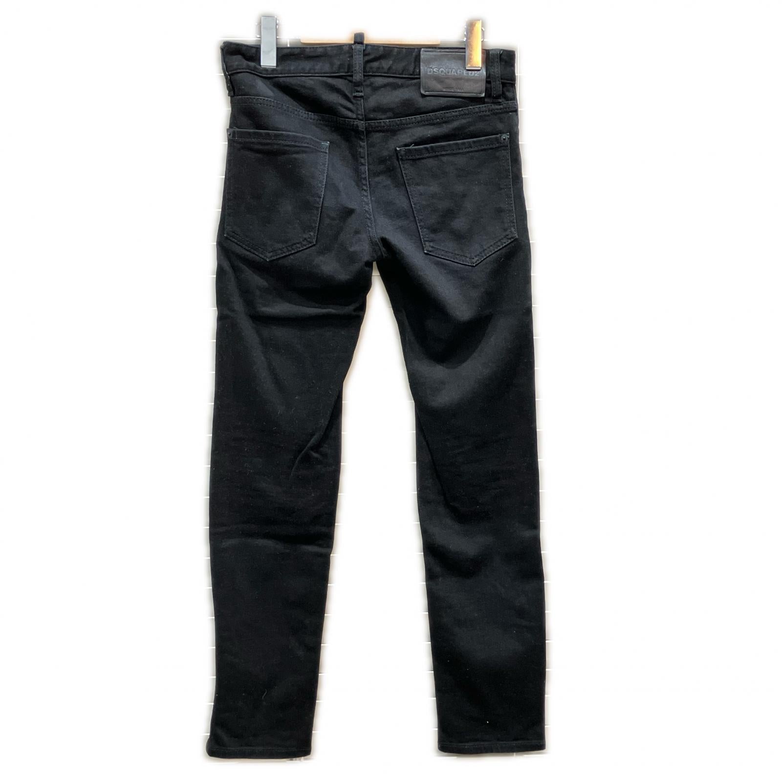 DSQUARED2 ディースクエアード S71LB0804 ブラック ボタンフライ テーパードデニムパンツ ボトムス