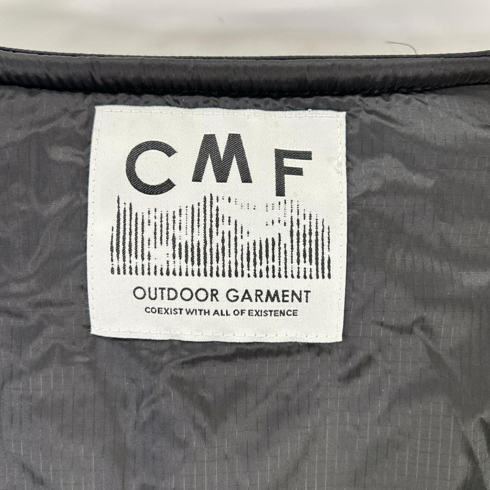 CMF シーエムエフ OUTDOORGARMENT　CMF2502-J08C ブラック PUFF SWEATER UL FULL ZIP ノーカラーパテッドジャケット ジャケット