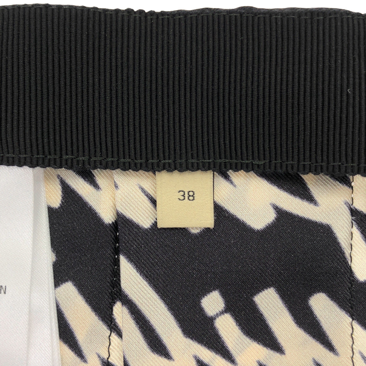 GUCCI グッチ 751307 23AW ブラック シルク100 Script Print 総柄プリーツロングスカート ボトムス