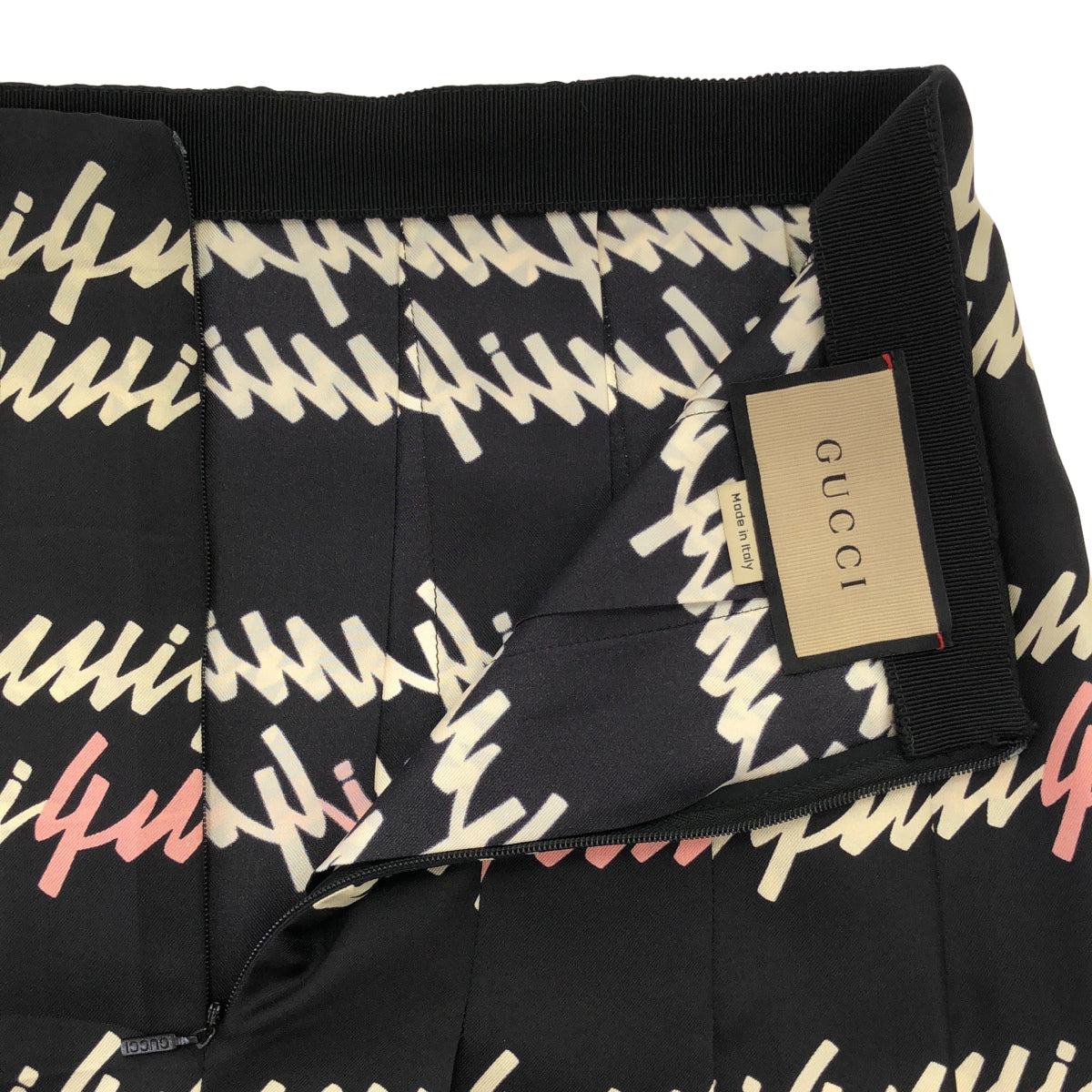 GUCCI グッチ 751307 23AW ブラック シルク100 Script Print 総柄プリーツロングスカート ボトムス