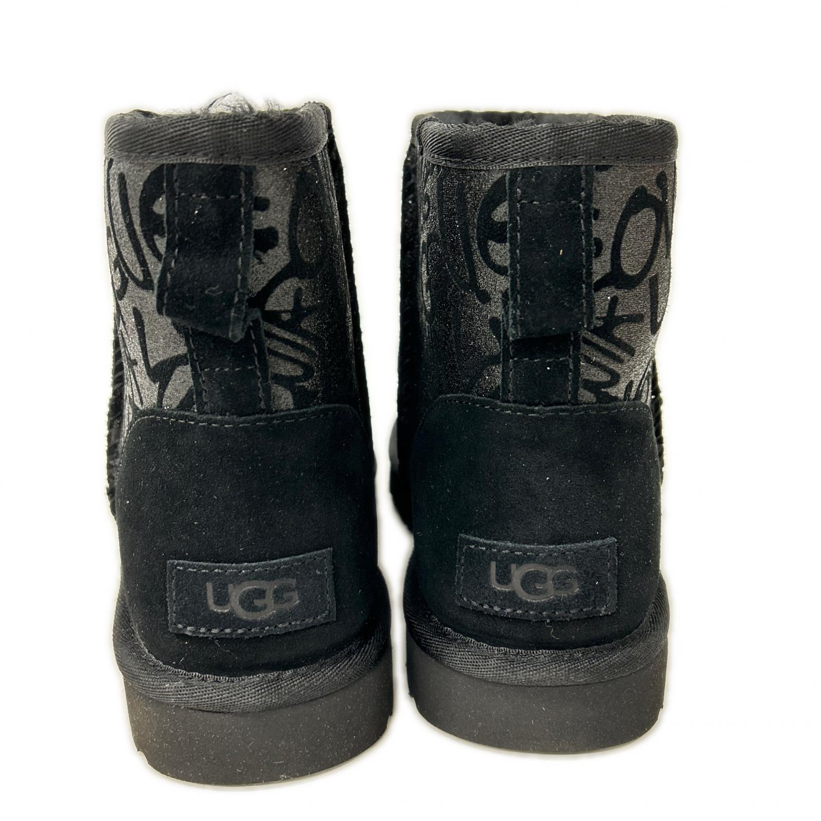 UGG アグ 【新品同様】1107034 W CLASSIC MINI SPARKLE GRAFFITI BOOT グラフィックラメ ムートンブーツ シューズ