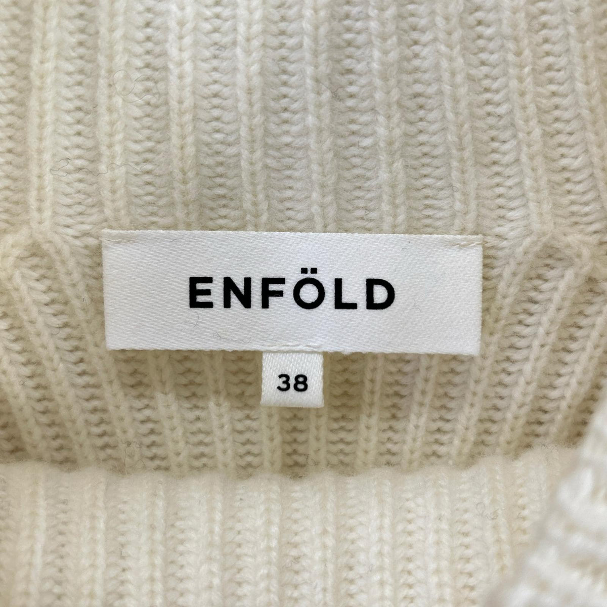 ENFOLD エンフォルド 300GS970-2280 アイボリー×レッド×ブルー ウール混 Rib×Cable Combi Pullover トップス