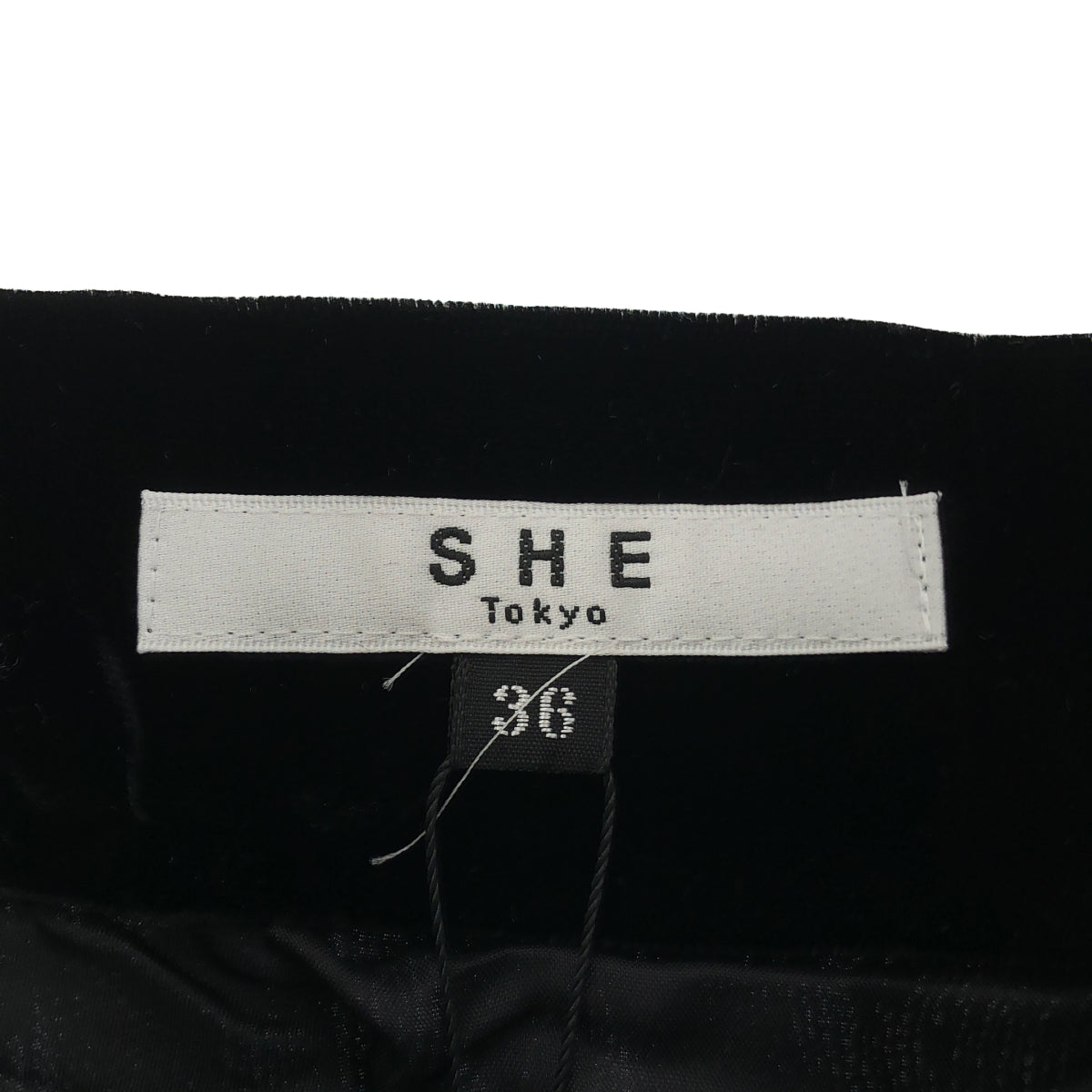 SHE TOKYO シートウキョウ S-SK-466 Vivienne Velvet Quilt ブラック レーヨン混 ベルベットキルト×シアープリーツ ロングスカート ボトムス