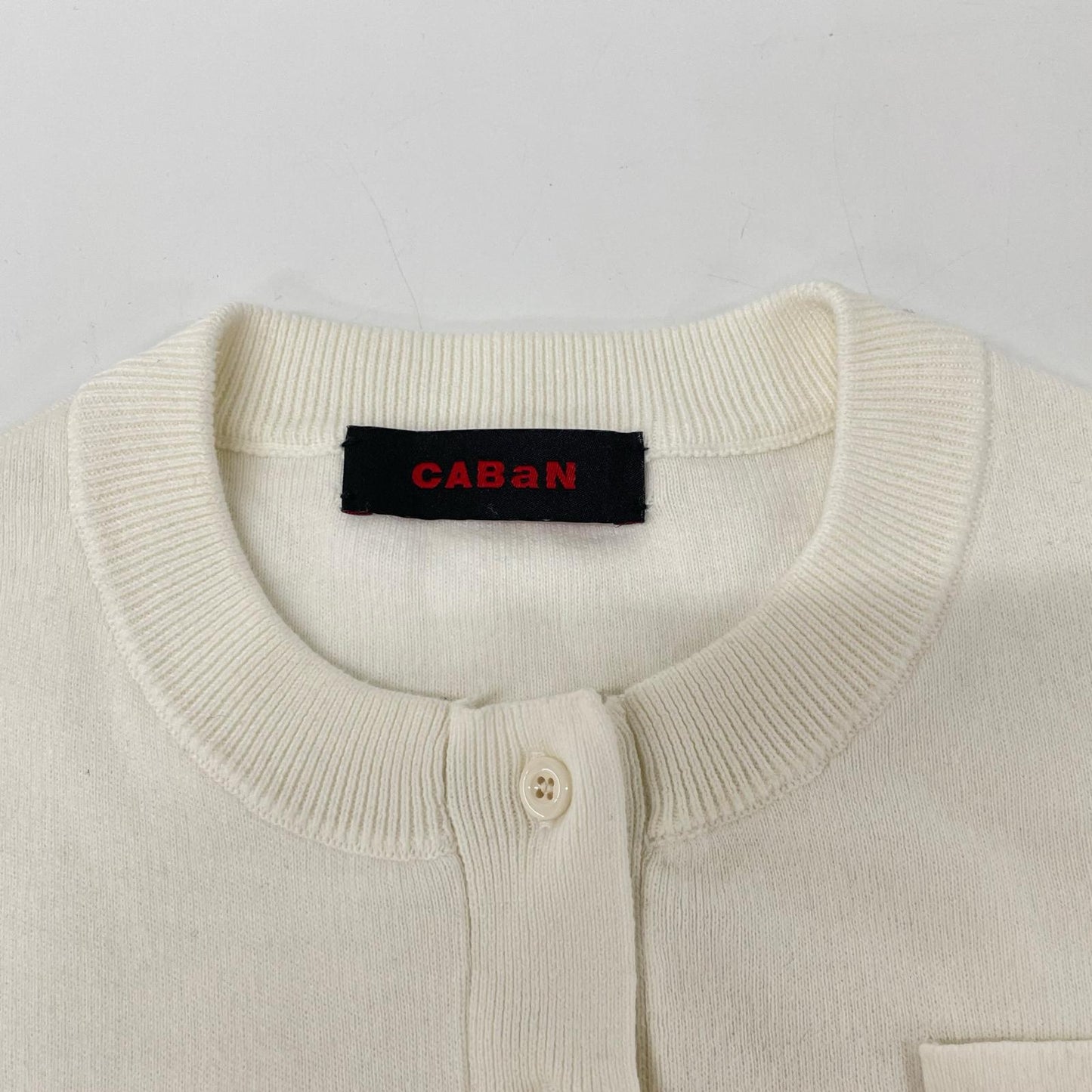 CABaN キャバン ホワイト コットンカシミヤクルーネックカーディガン トップス