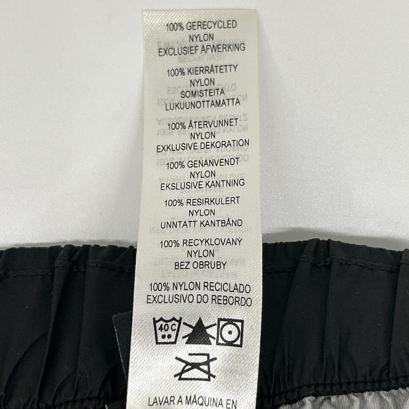 Patagonia パタゴニア 22年製 85430 ブラック ナイロンリップストップ グラナイトクレスト レインパンツ ボトムス