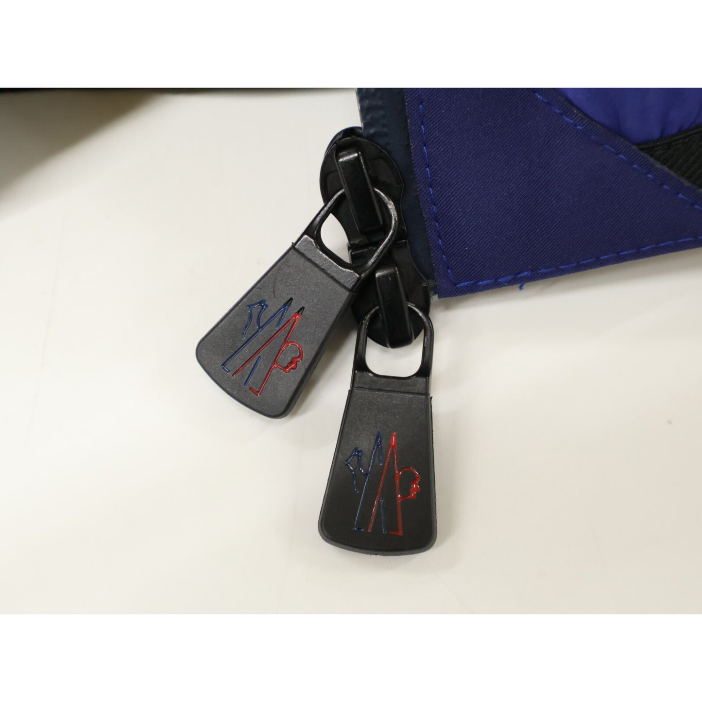 MONCLER モンクレール GRENOBLE グルノーブル【美品】BARNAVE DAY-NAMIC フルジップ フーディダウンジャケット ジャケット