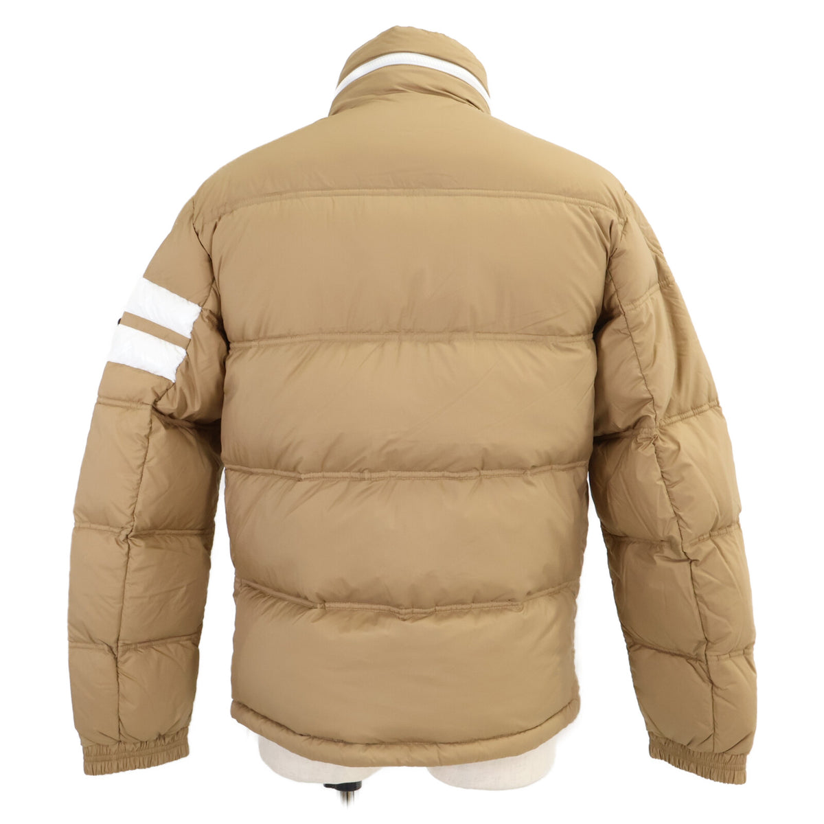 MONCLER [excellent condition] DELAUME down jacket with large logo patch jacket