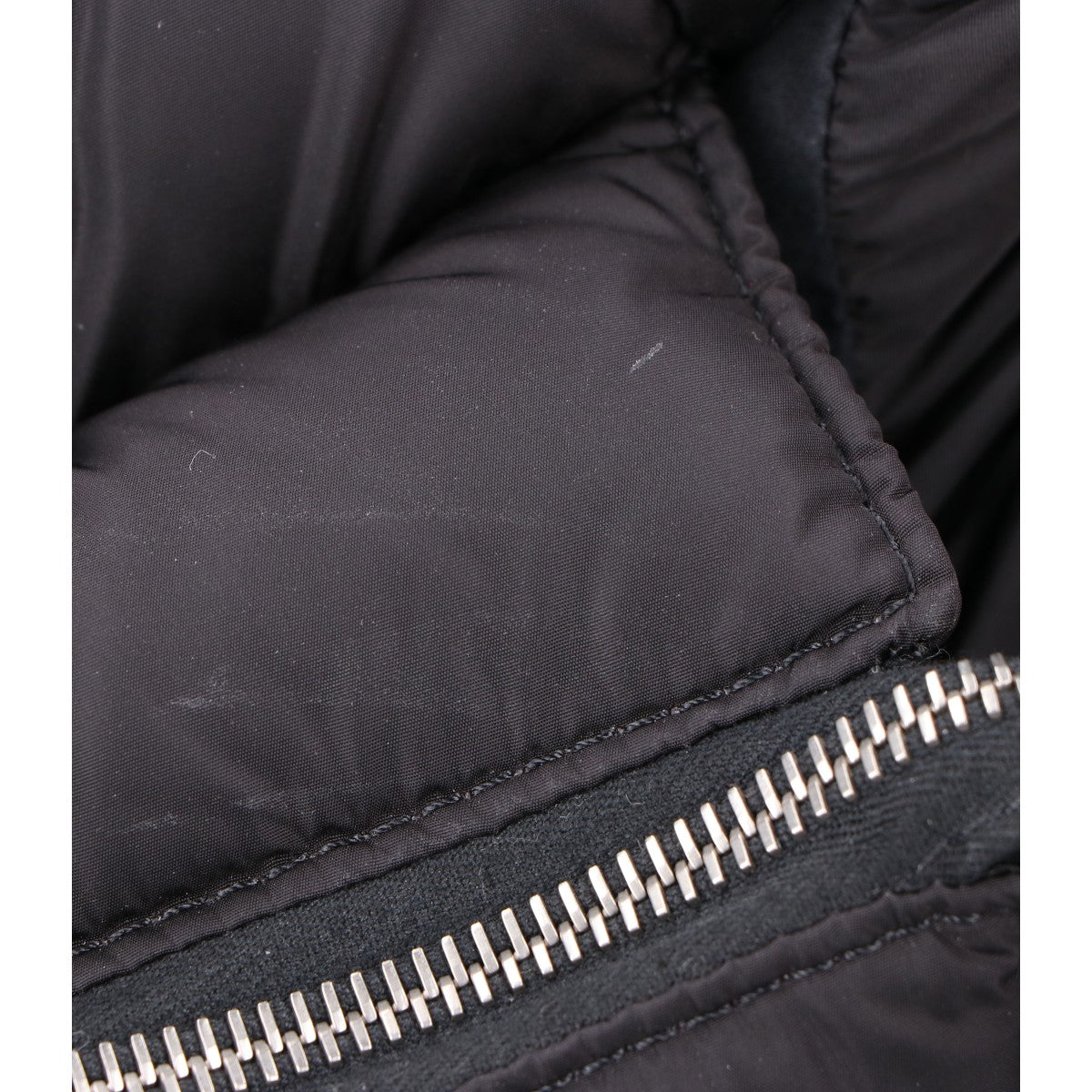 MONCLER モンクレール CARADOC/カラドック キルティングナイロン メタルロゴ ダウントートバッグ トートバッグ