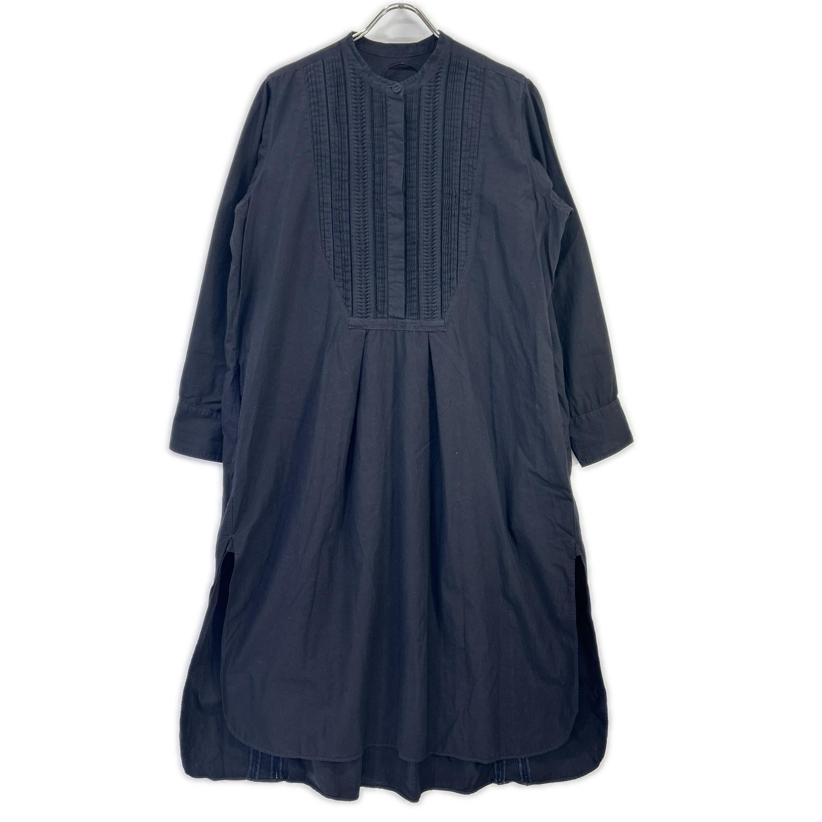 Pheeta Pheeta Black band-collar dress with gathered chest dress