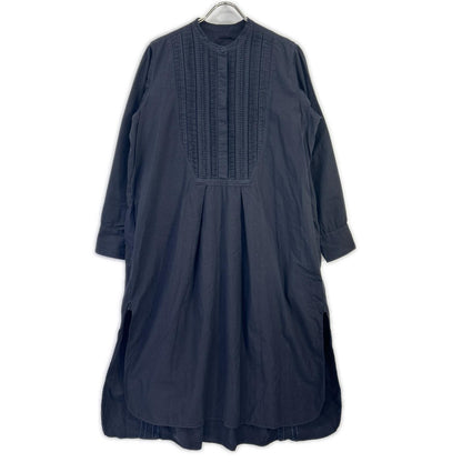 Pheeta Pheeta Black band-collar dress with gathered chest dress