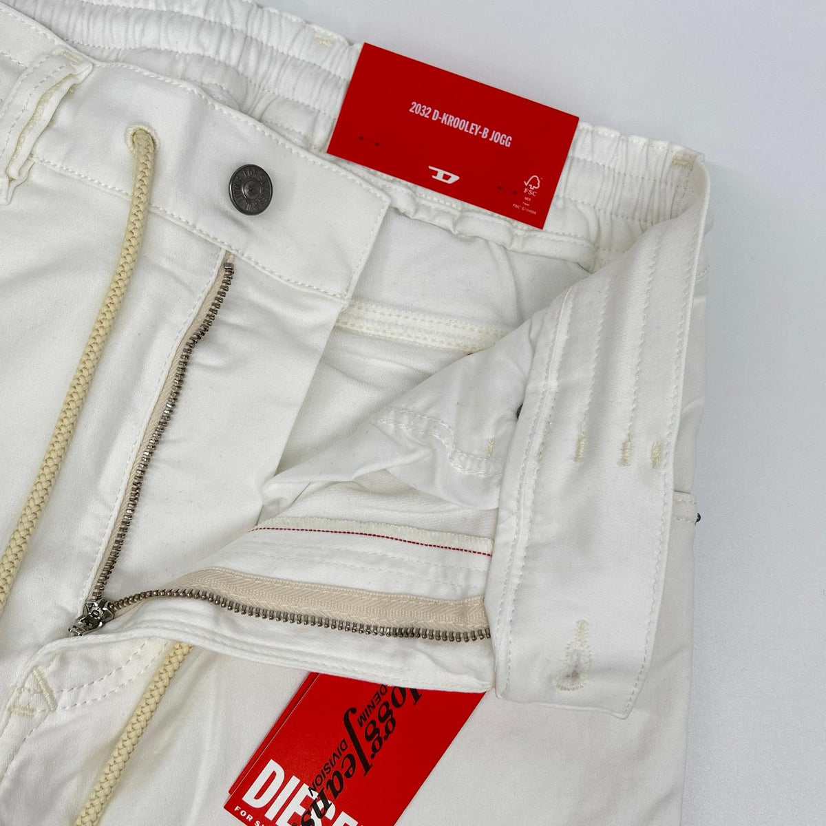 DIESEL ディーゼル 25SS 068HX ホワイト D-Krooley Joggjeans ジョグジーンズ パンツ ボトムス