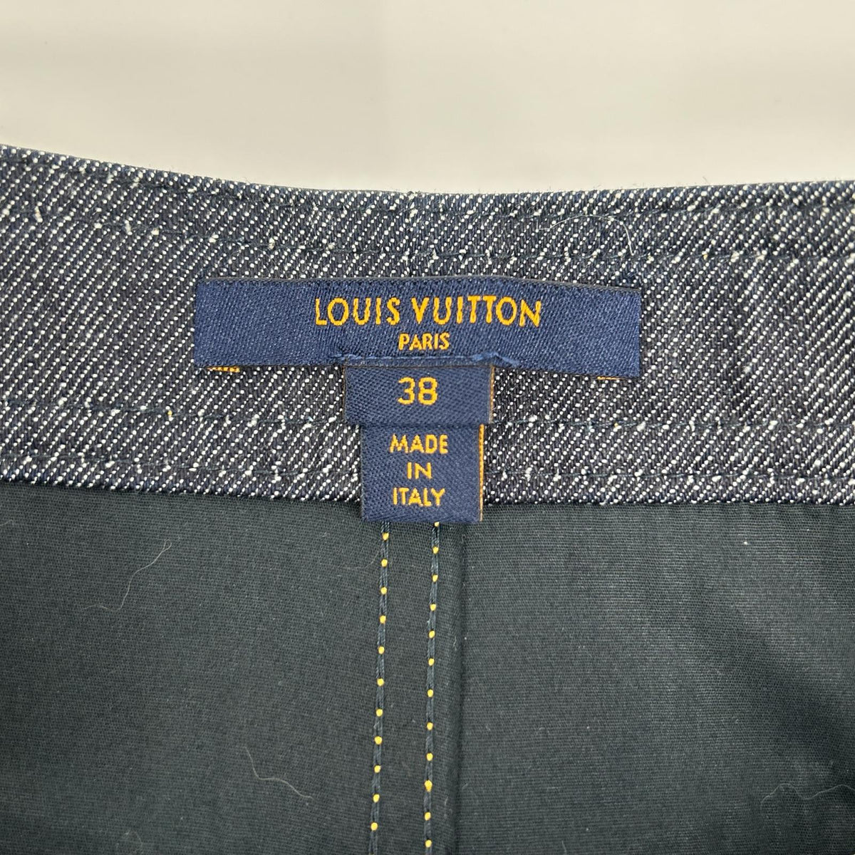 LOUIS VUITTON ルイヴィトン FEJB01FGK ブルー デニム×レザー モノグラム フロントボタン スカート スカート