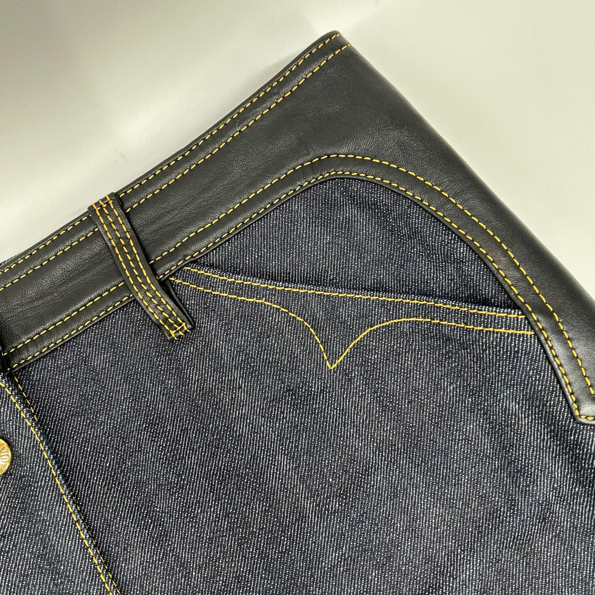 LOUIS VUITTON ルイヴィトン FEJB01FGK ブルー デニム×レザー モノグラム フロントボタン スカート スカート