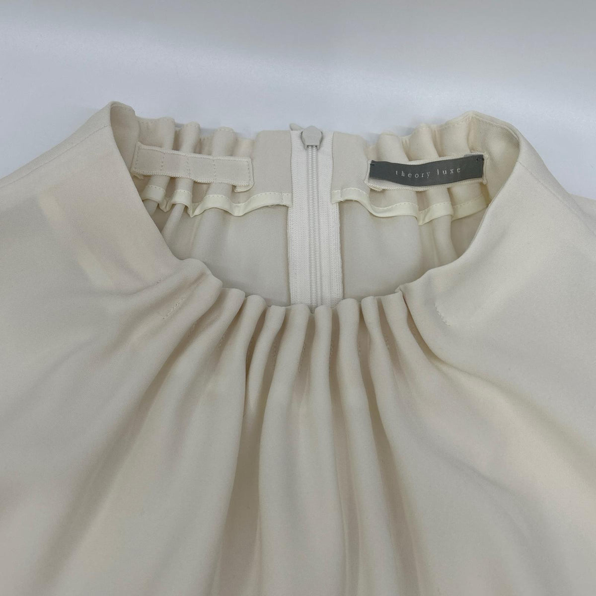theory luxe theory luxe 25SS Ivory MARVINE GALI Gathered-Neck Long-Sleeve Blouse Tops