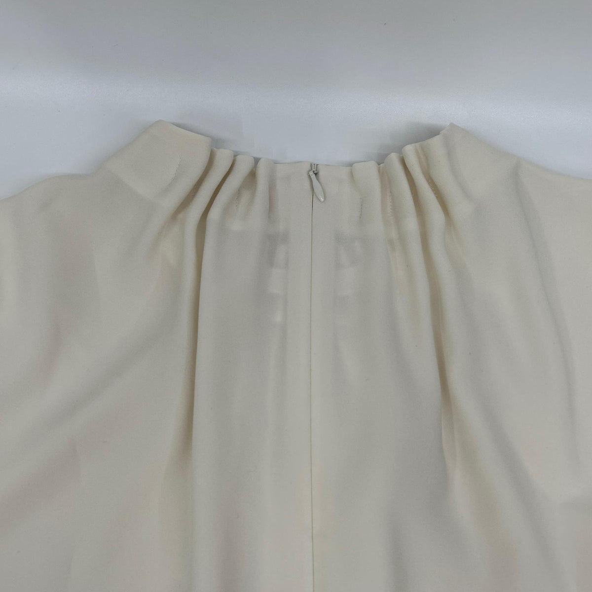 theory luxe theory luxe 25SS Ivory MARVINE GALI Gathered-Neck Long-Sleeve Blouse Tops