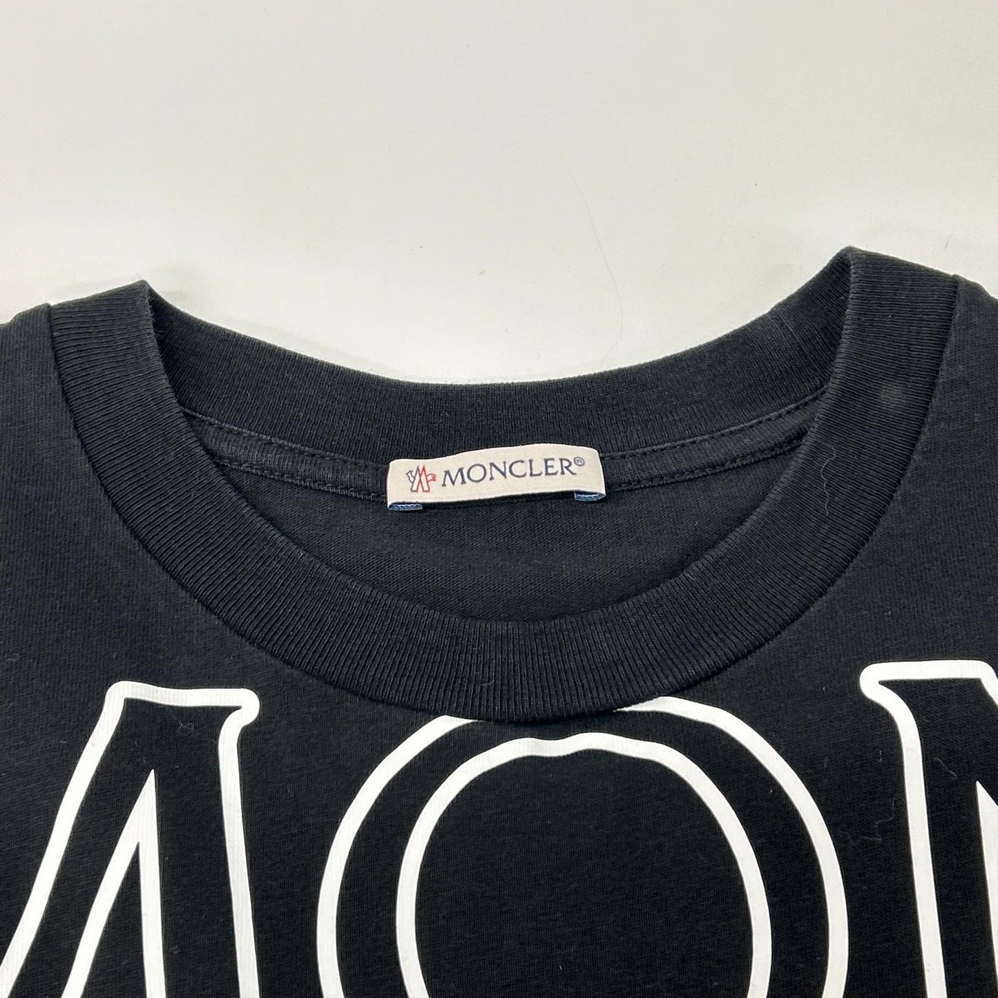 MONCLER モンクレール 22年製 ブラック コットン SS T-SHIRTS ロゴ ショートスリーブカットソー トップス