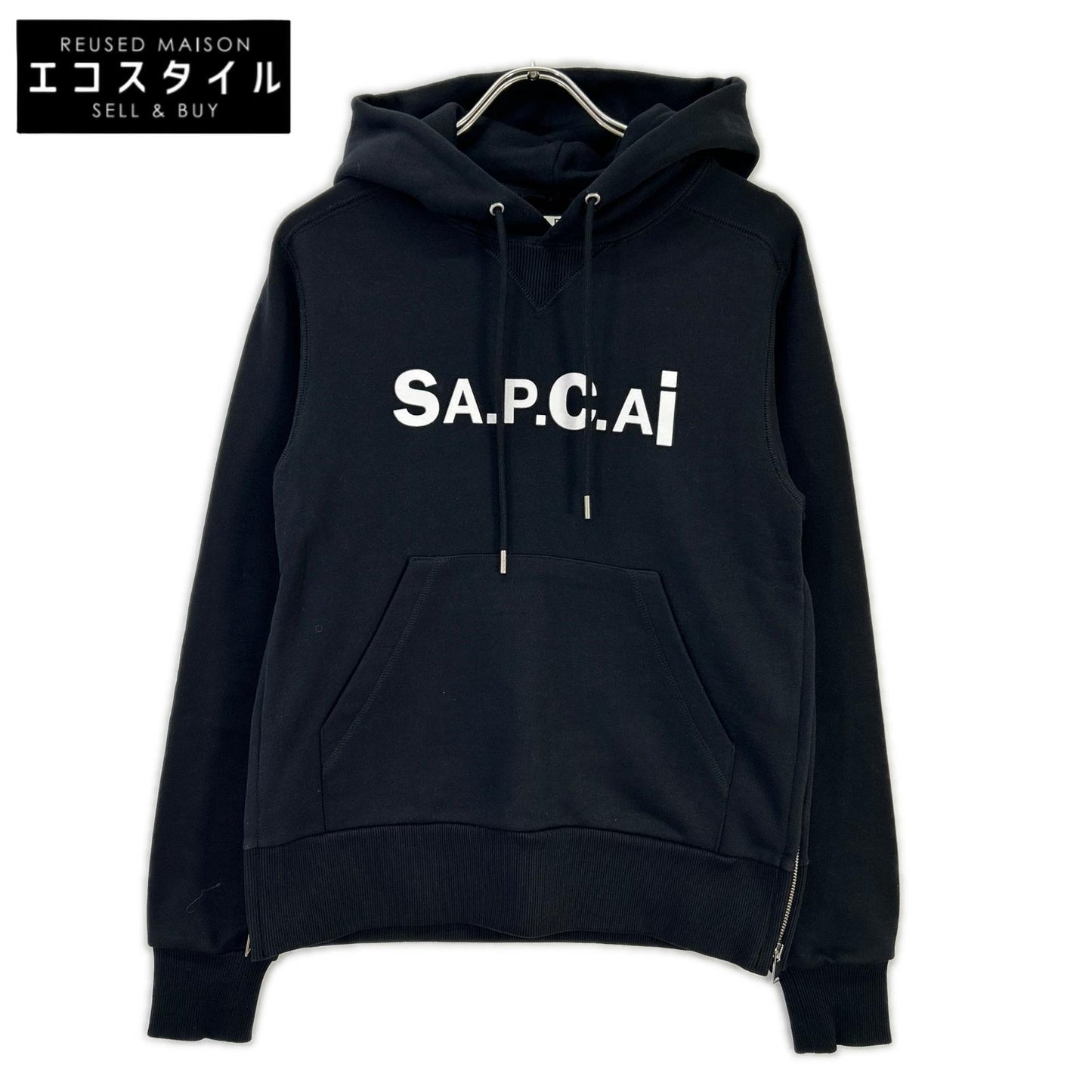 A.P.C. アーペーセー 【×sacai】21E2-COEON-M27655 ブラック フロントプリント フーディ トップス