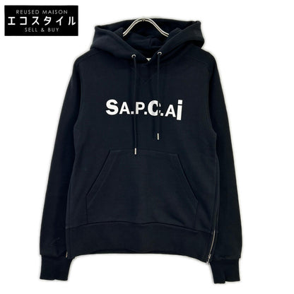A.P.C. アーペーセー 【×sacai】21E2-COEON-M27655 ブラック フロントプリント フーディ トップス