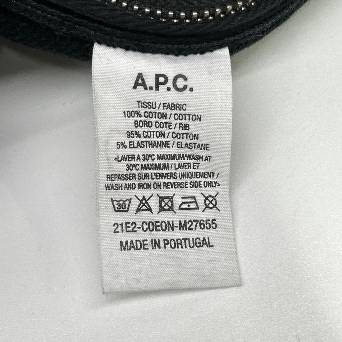 A.P.C. アーペーセー 【×sacai】21E2-COEON-M27655 ブラック フロントプリント フーディ トップス