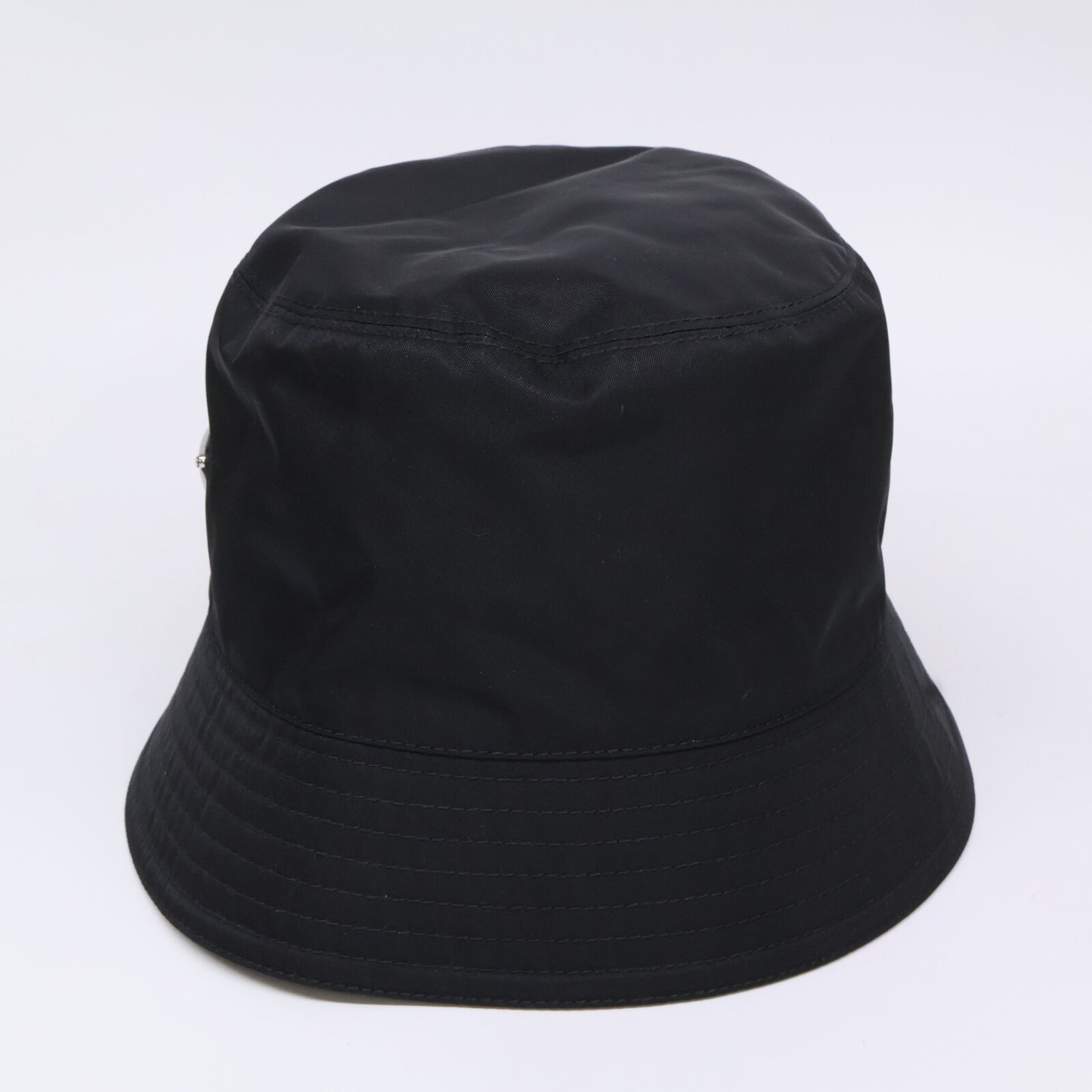 PRADA プラダ 【美品】2HC137 2DMI Re-Nylon トライアングルプレート ナイロン バケットハット 帽子
