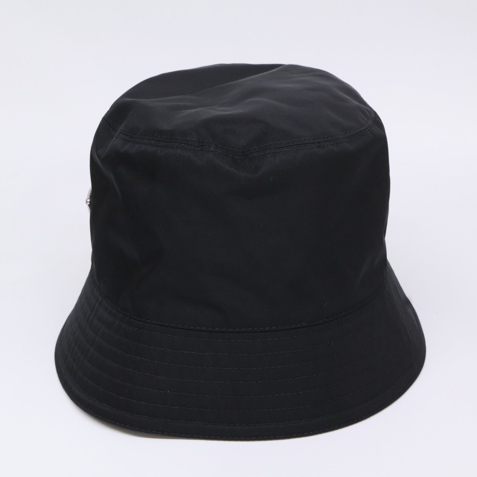 PRADA プラダ 【美品】2HC137 2DMI Re-Nylon トライアングルプレート ナイロン バケットハット 帽子
