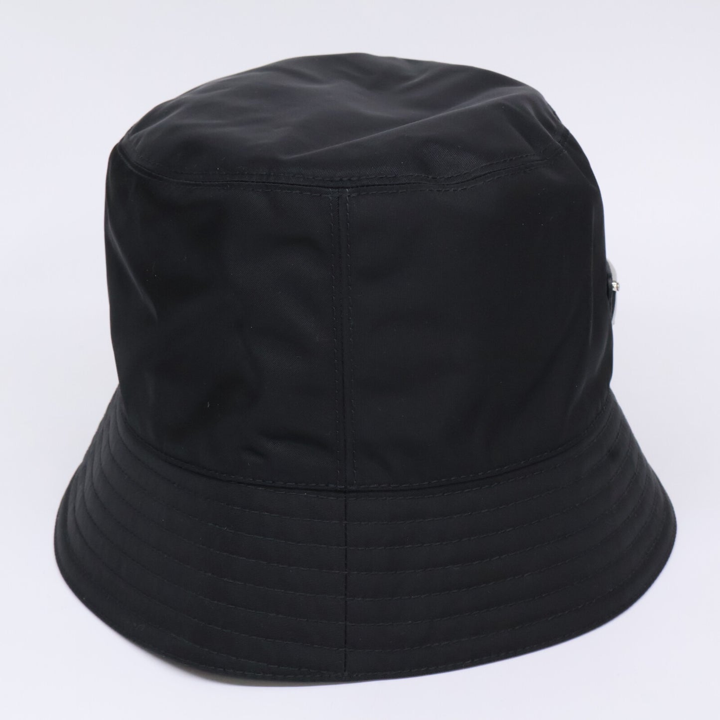PRADA プラダ 【美品】2HC137 2DMI Re-Nylon トライアングルプレート ナイロン バケットハット 帽子