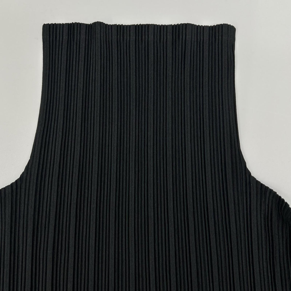 PLEATS PLEASE PP55-FK113 2025 Black Turtleneck Long-Sleeve Cutsew Top