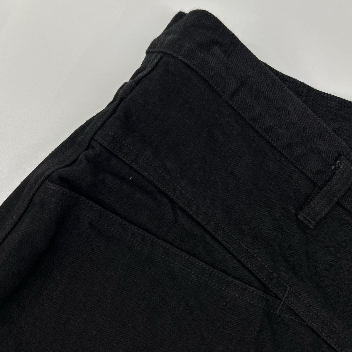 COMOLI コモリ C03-03005 ブラックデニム テーパードパンツ ボトムス