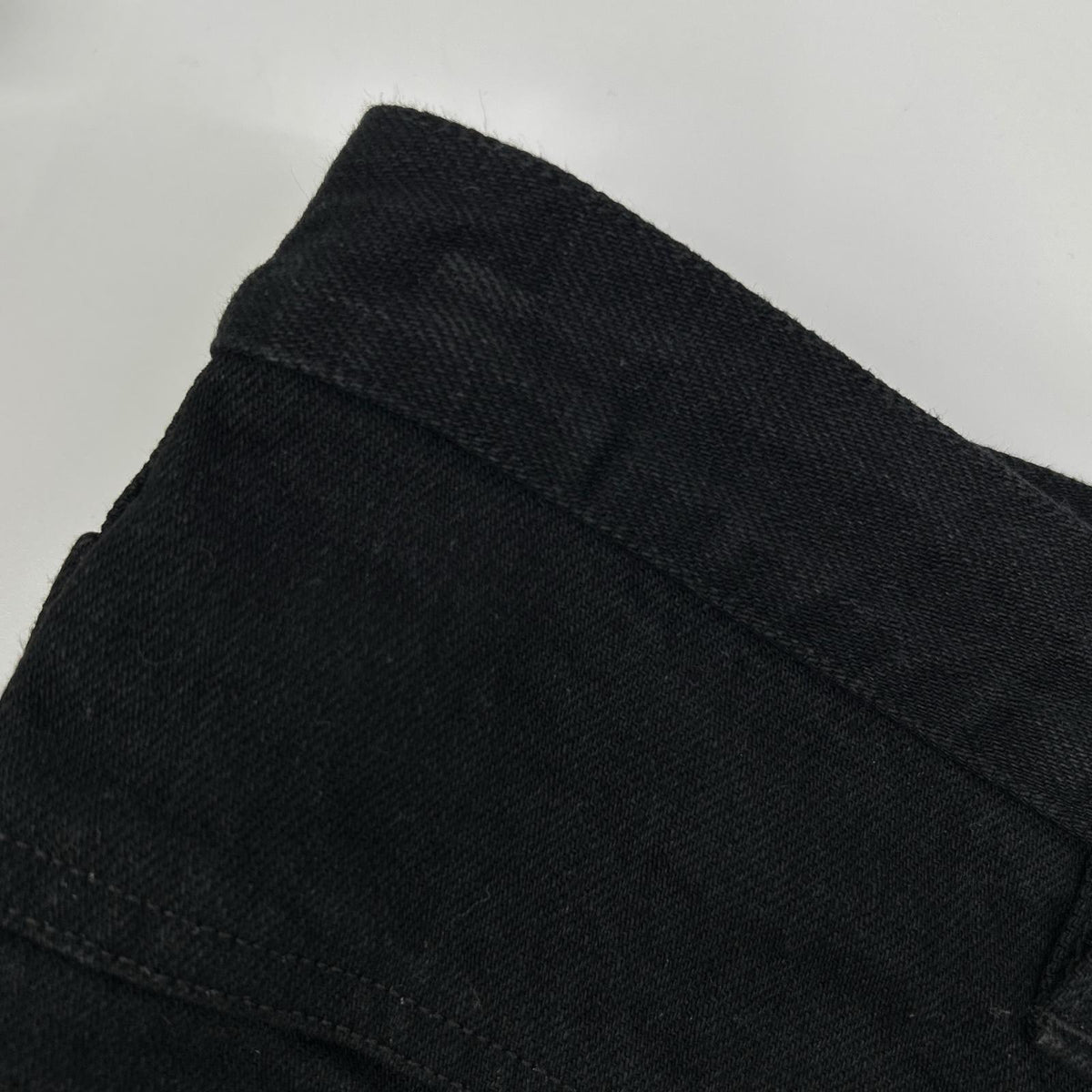 COMOLI コモリ C03-03005 ブラックデニム テーパードパンツ ボトムス
